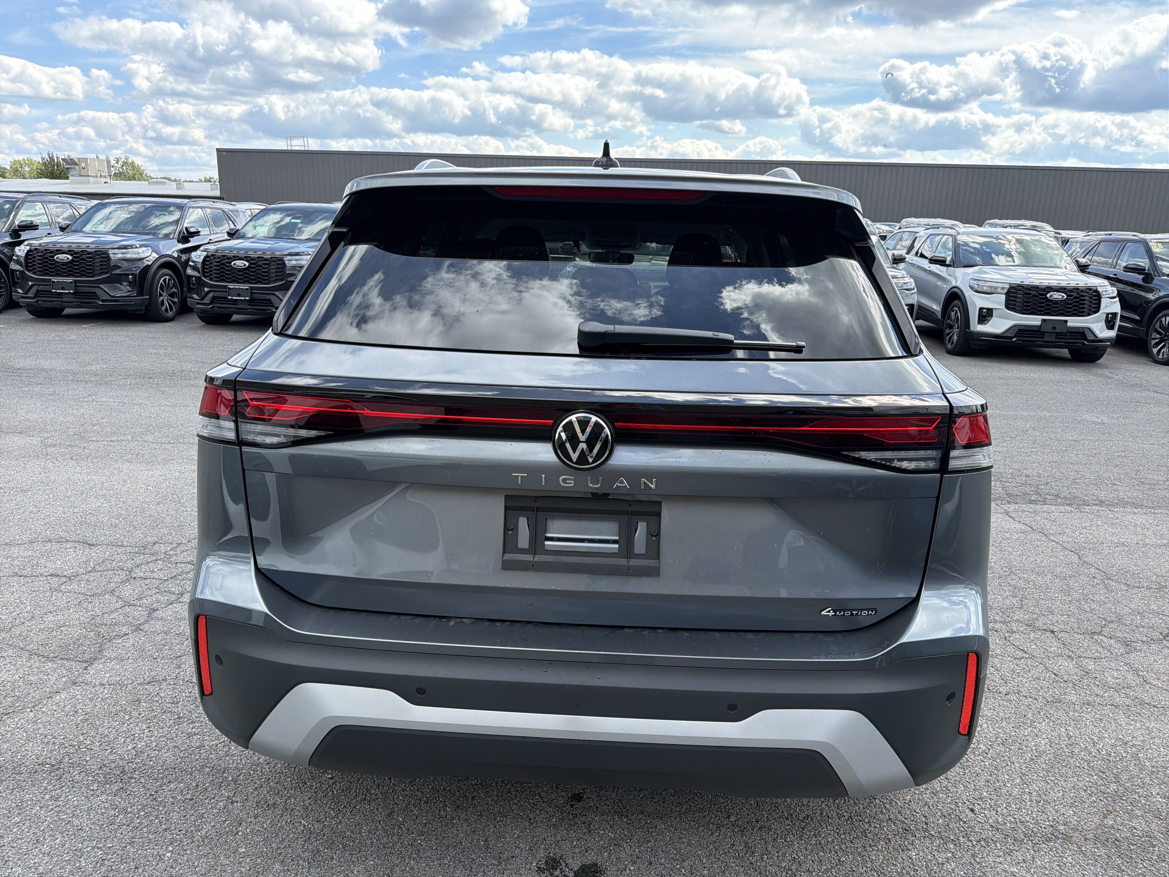 2026 Volkswagen Tiguan S 4MOTION