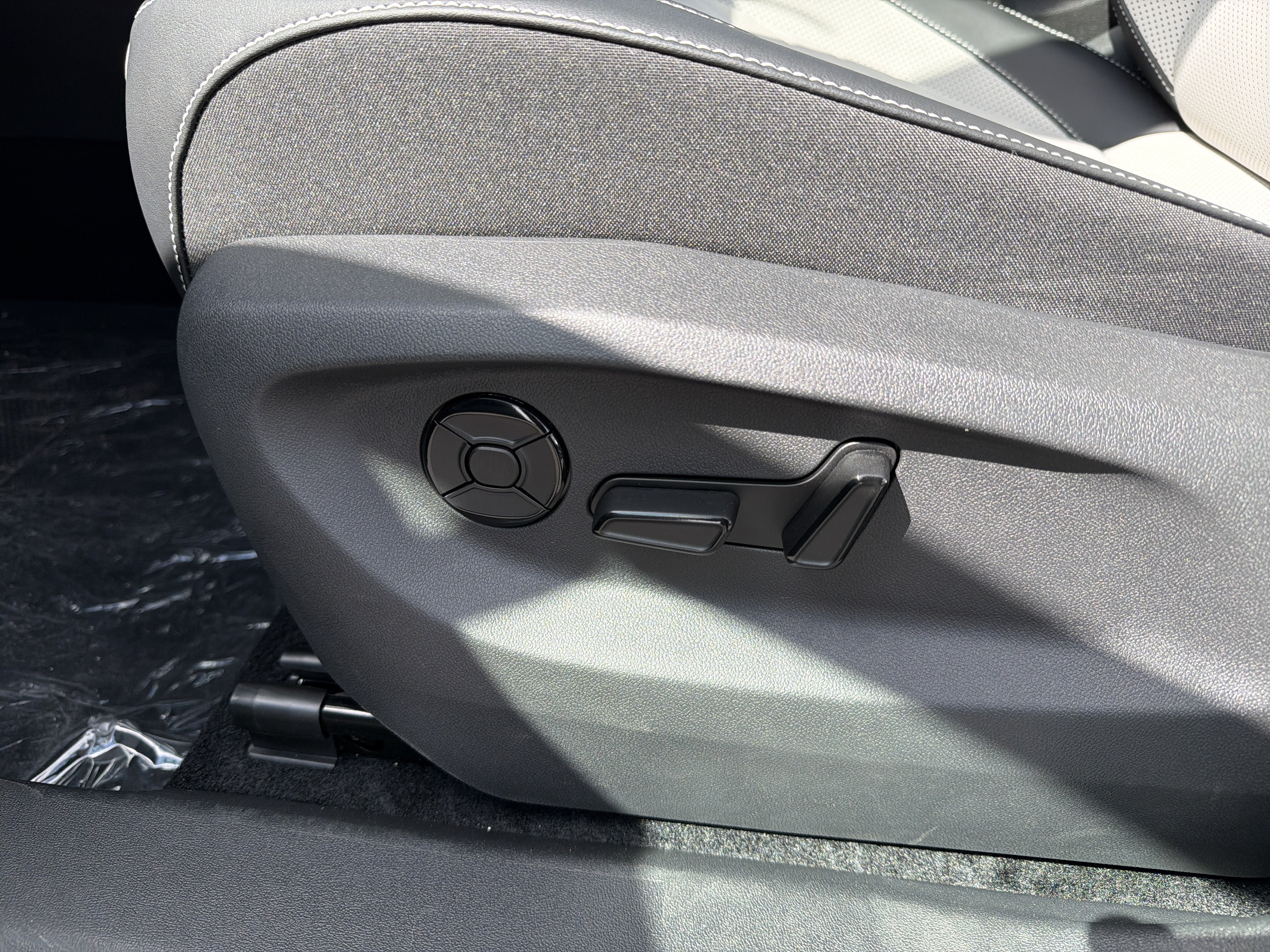 2026 Volkswagen Tiguan SE 4MOTION