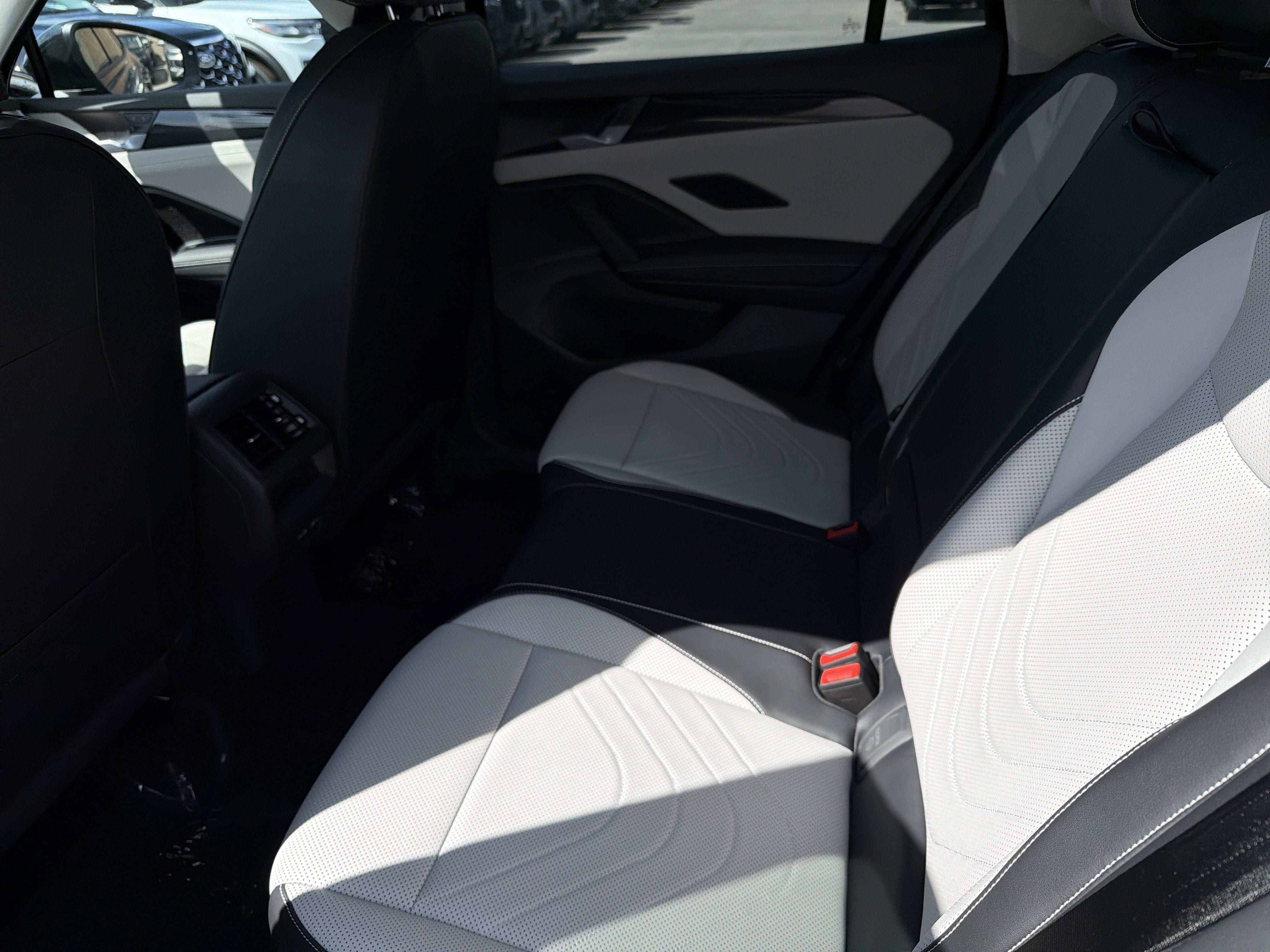 2026 Volkswagen Tiguan SE 4MOTION