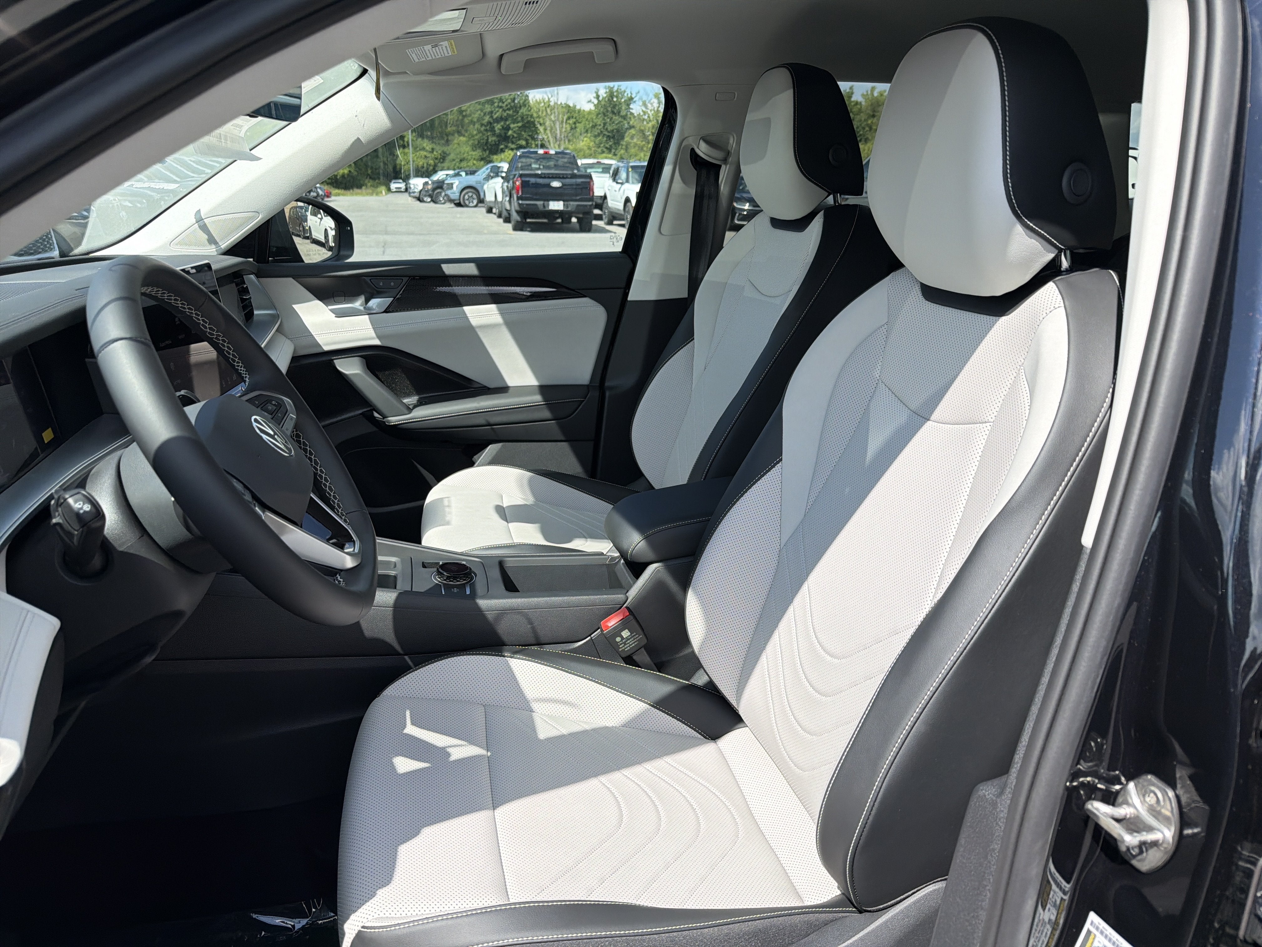 2026 Volkswagen Tiguan SE 4MOTION
