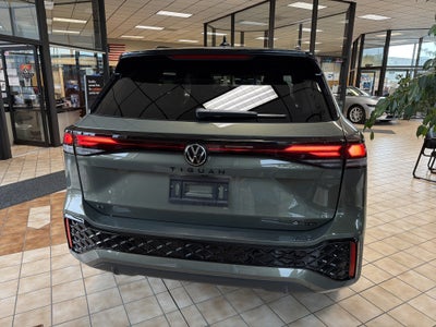 2026 Volkswagen Tiguan SE R-Line Black 4MOTION