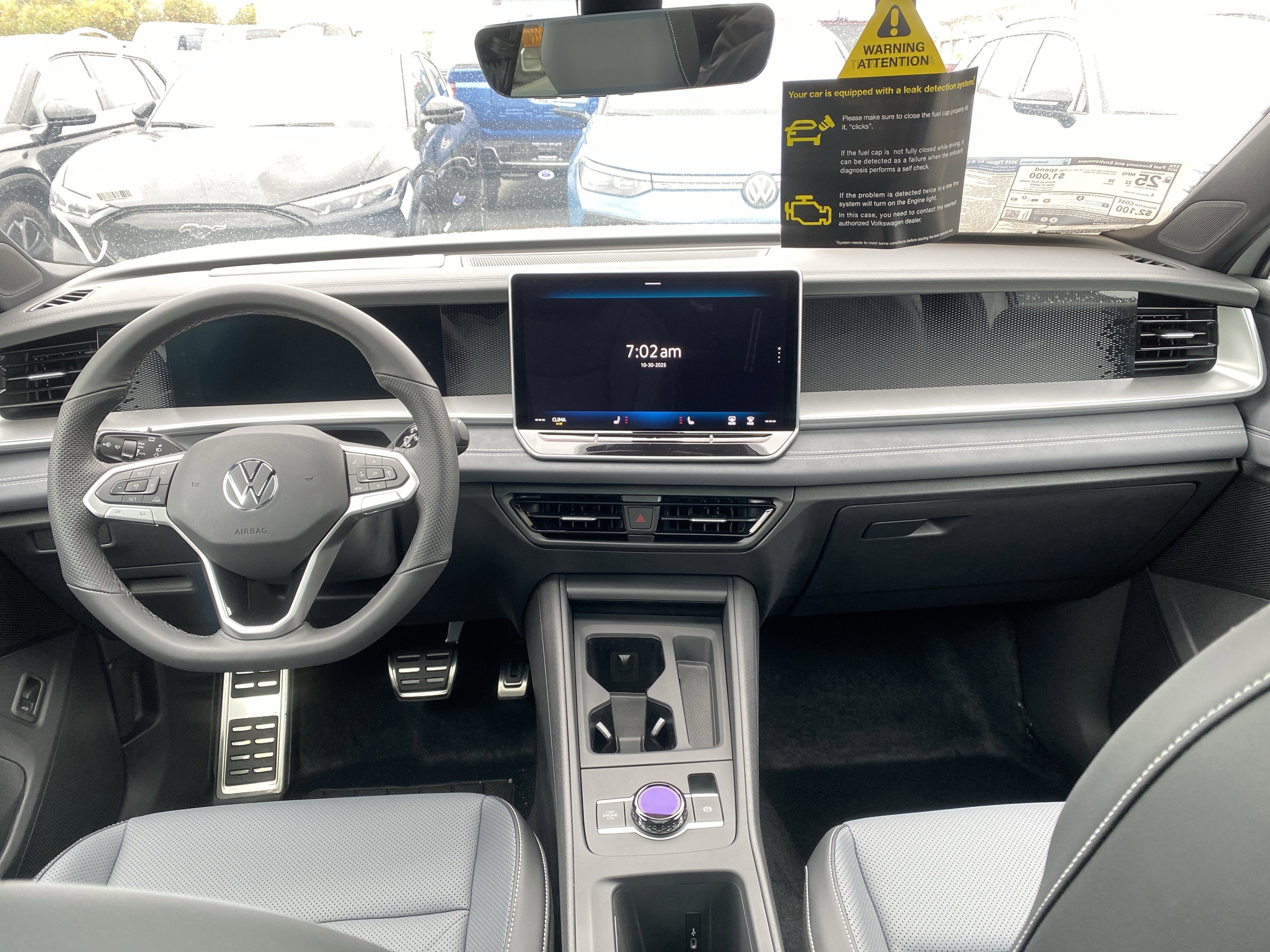 2025 Volkswagen Tiguan 2.0T SE R-Line Black 4MOTION