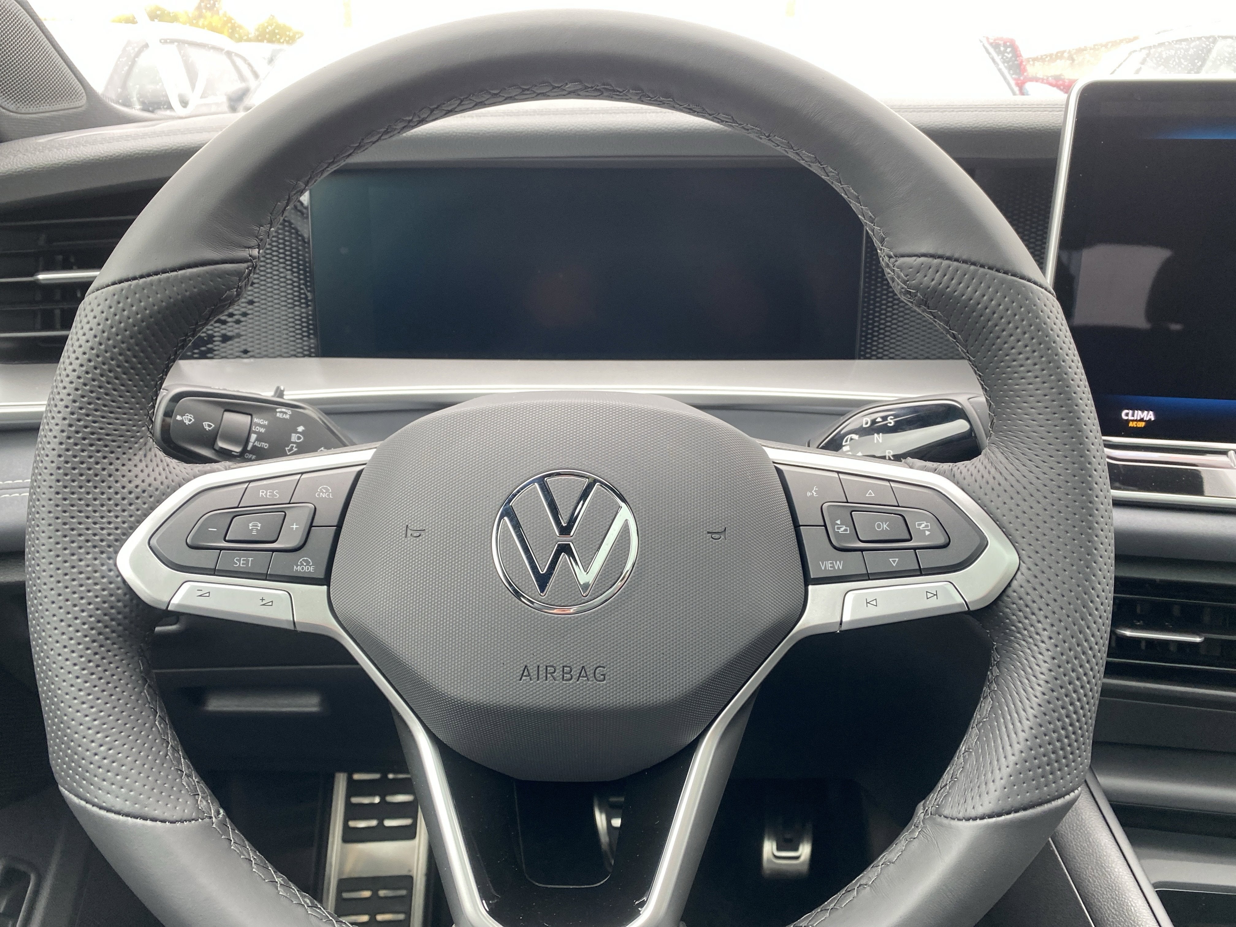 2025 Volkswagen Tiguan 2.0T SE R-Line Black 4MOTION