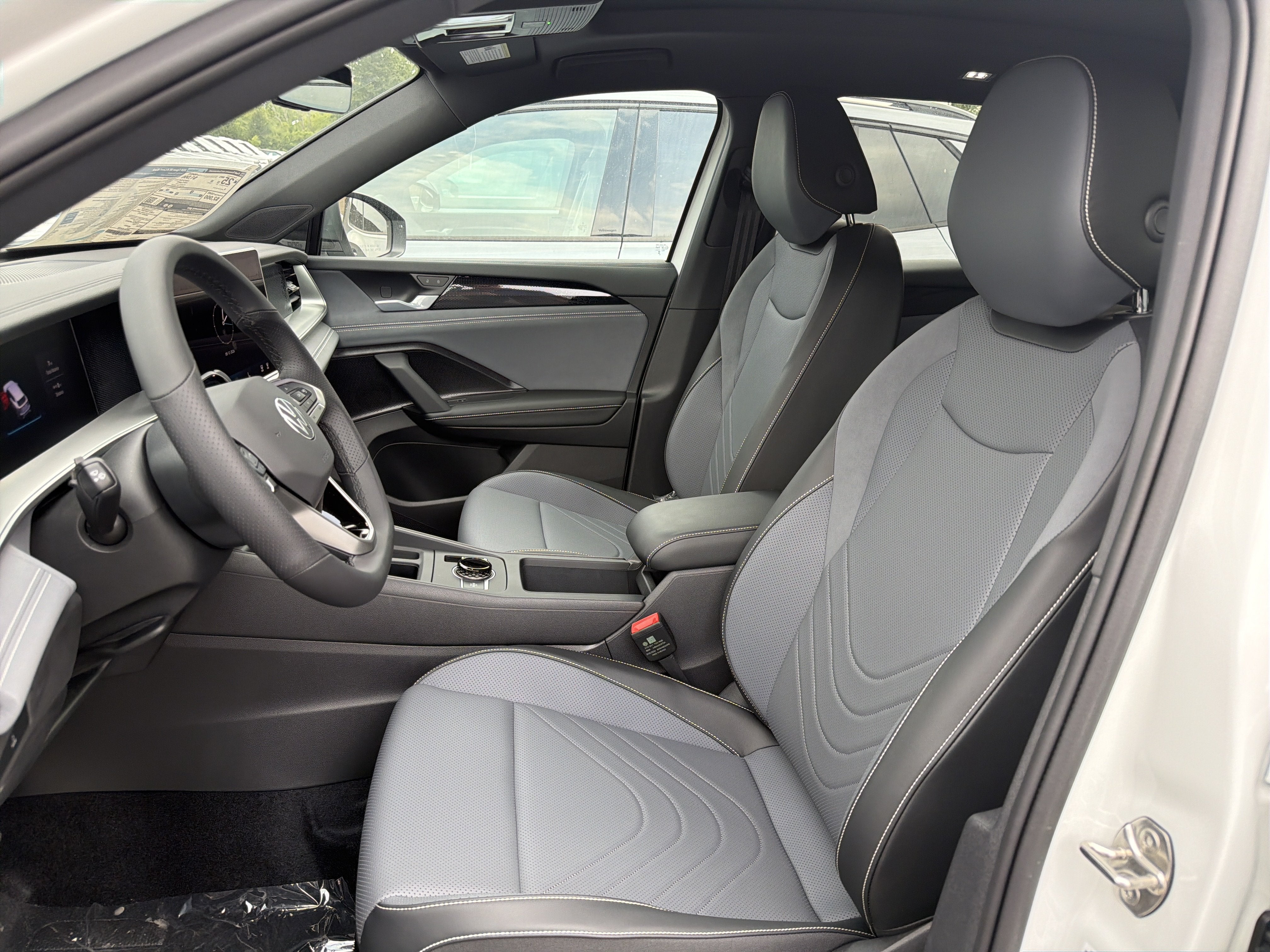 2026 Volkswagen Tiguan SE R-Line Black 4MOTION