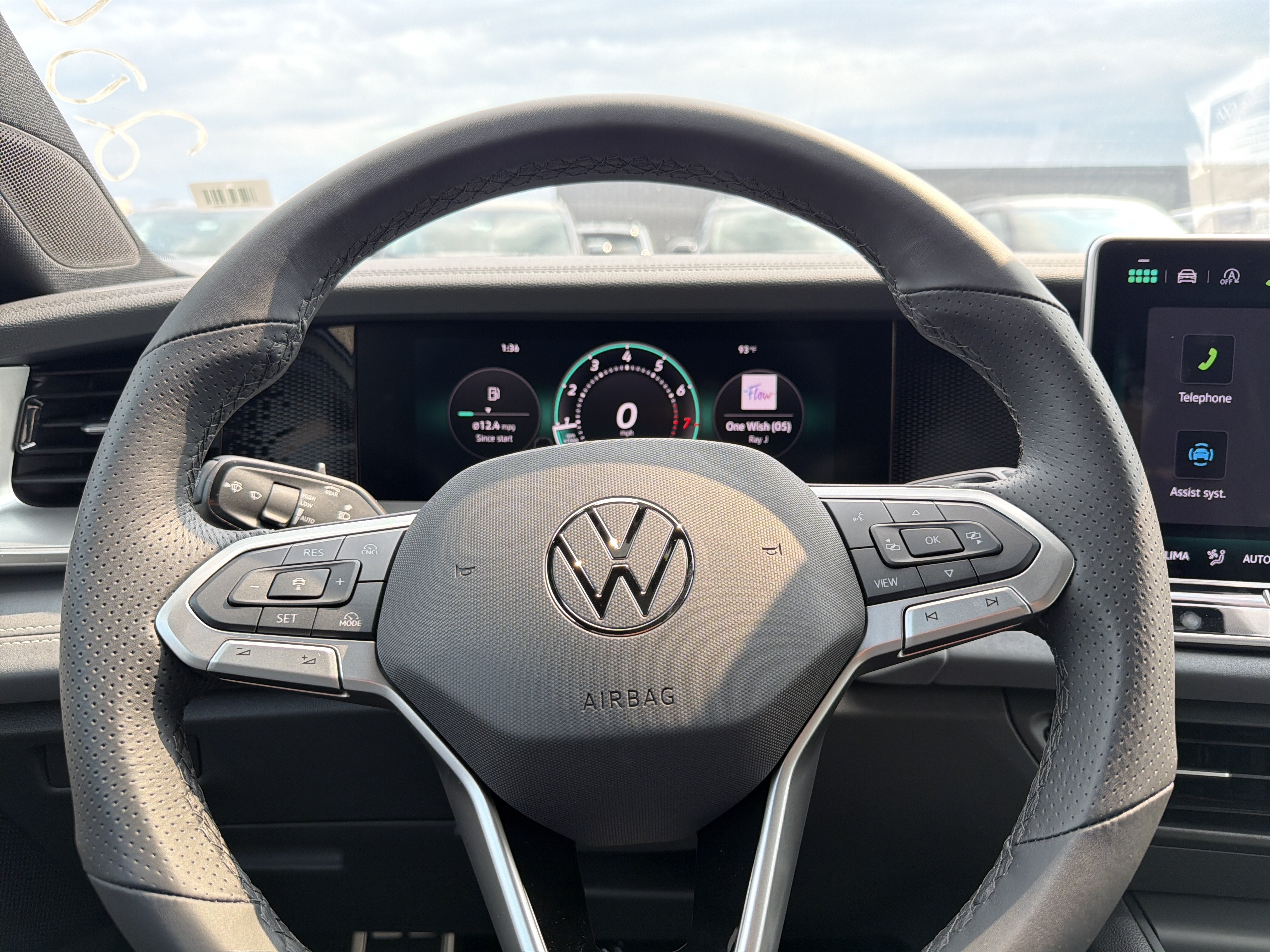 2026 Volkswagen Tiguan SE R-Line Black 4MOTION