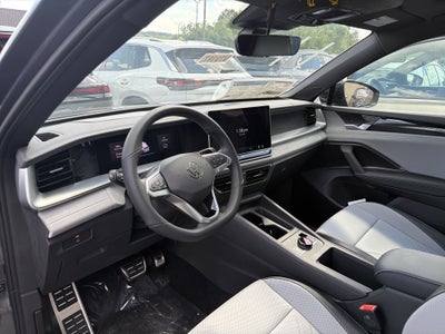 2026 Volkswagen Tiguan SE R-Line Black 4MOTION