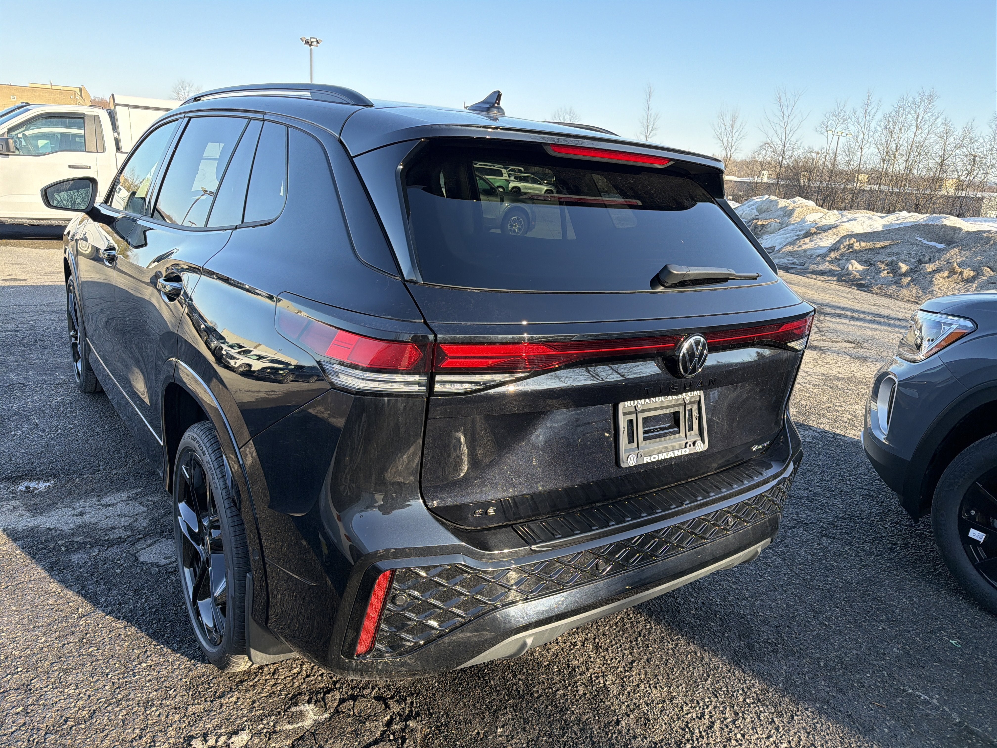 2026 Volkswagen Tiguan SE R-Line Black 4MOTION