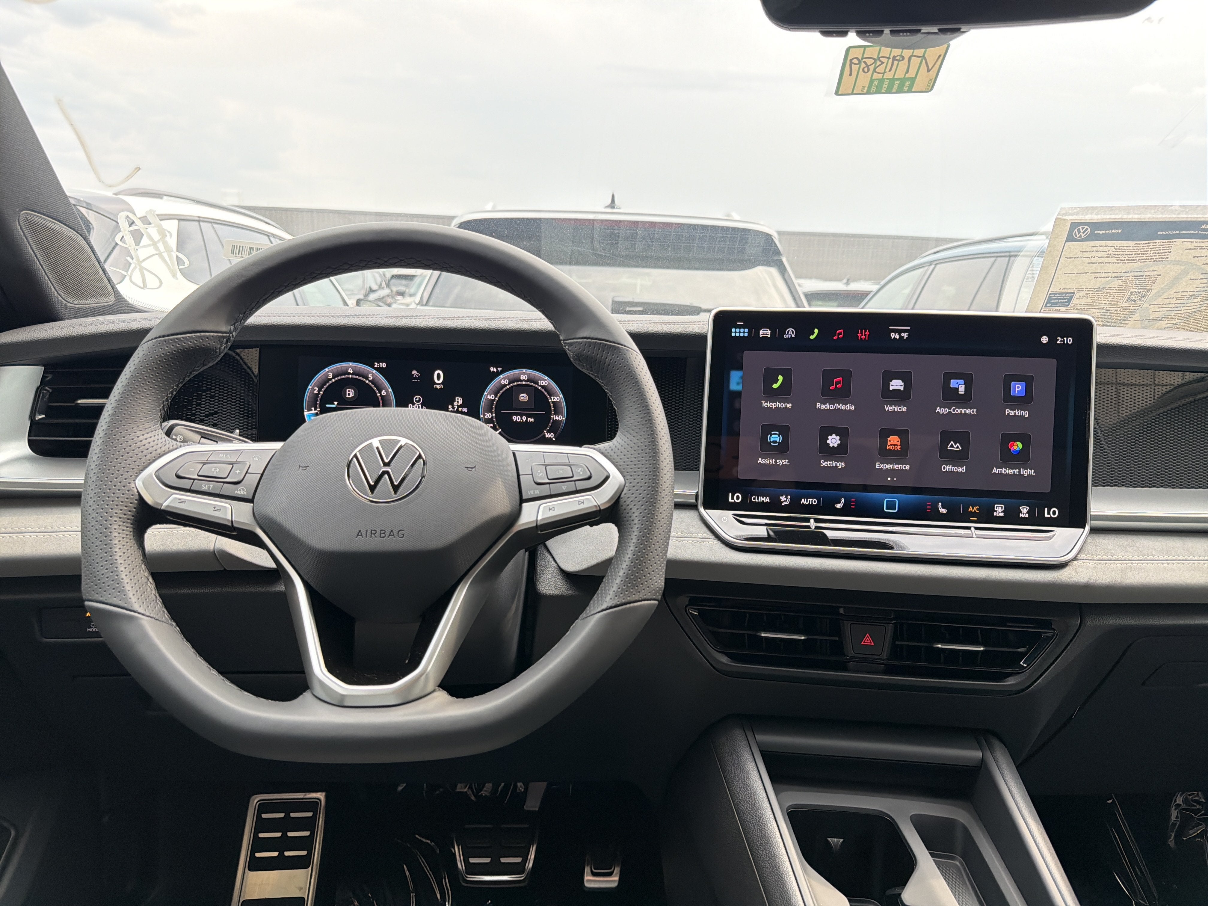 2026 Volkswagen Tiguan SE R-Line Black 4MOTION