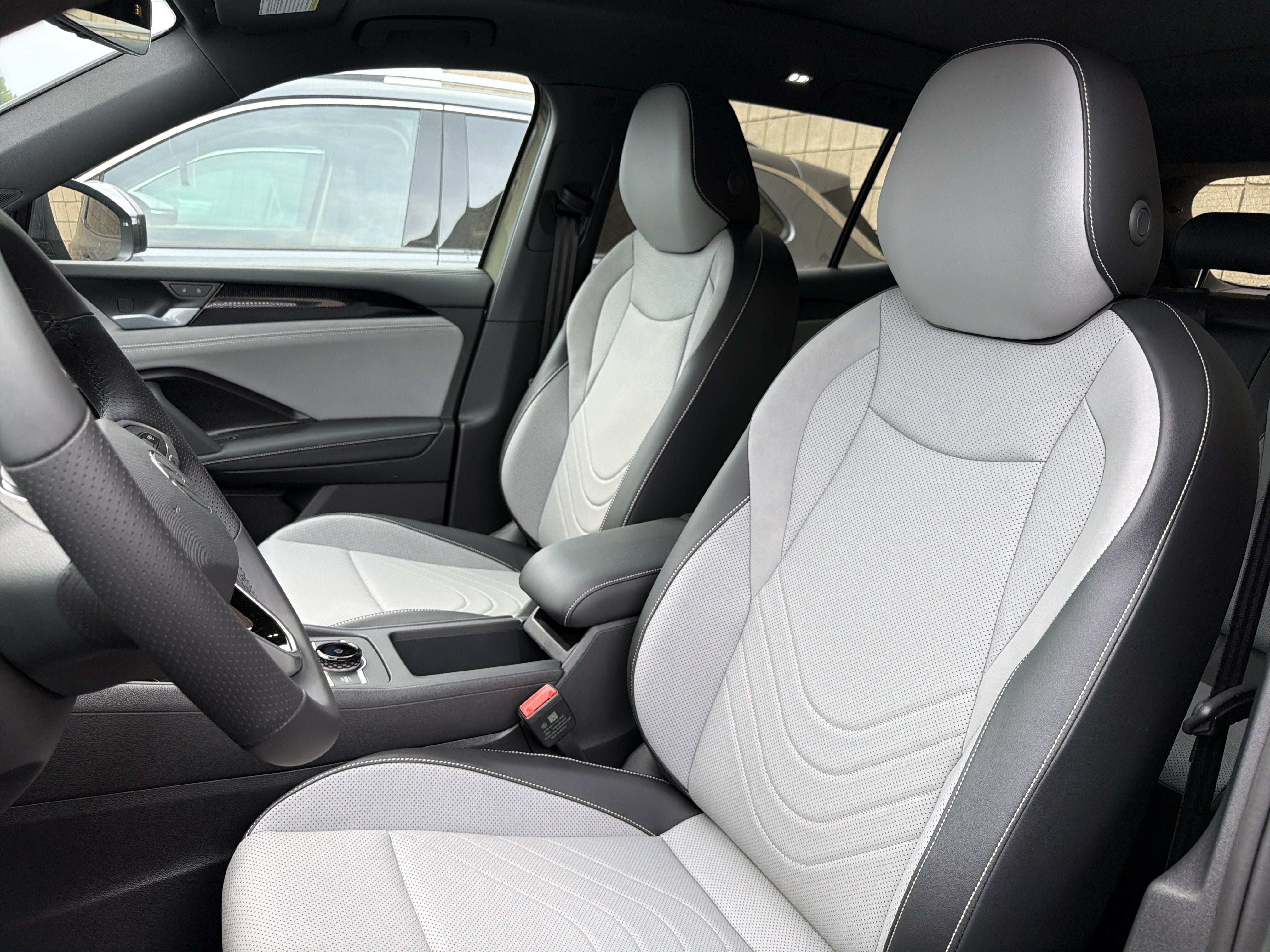 2026 Volkswagen Tiguan SE R-Line Black 4MOTION