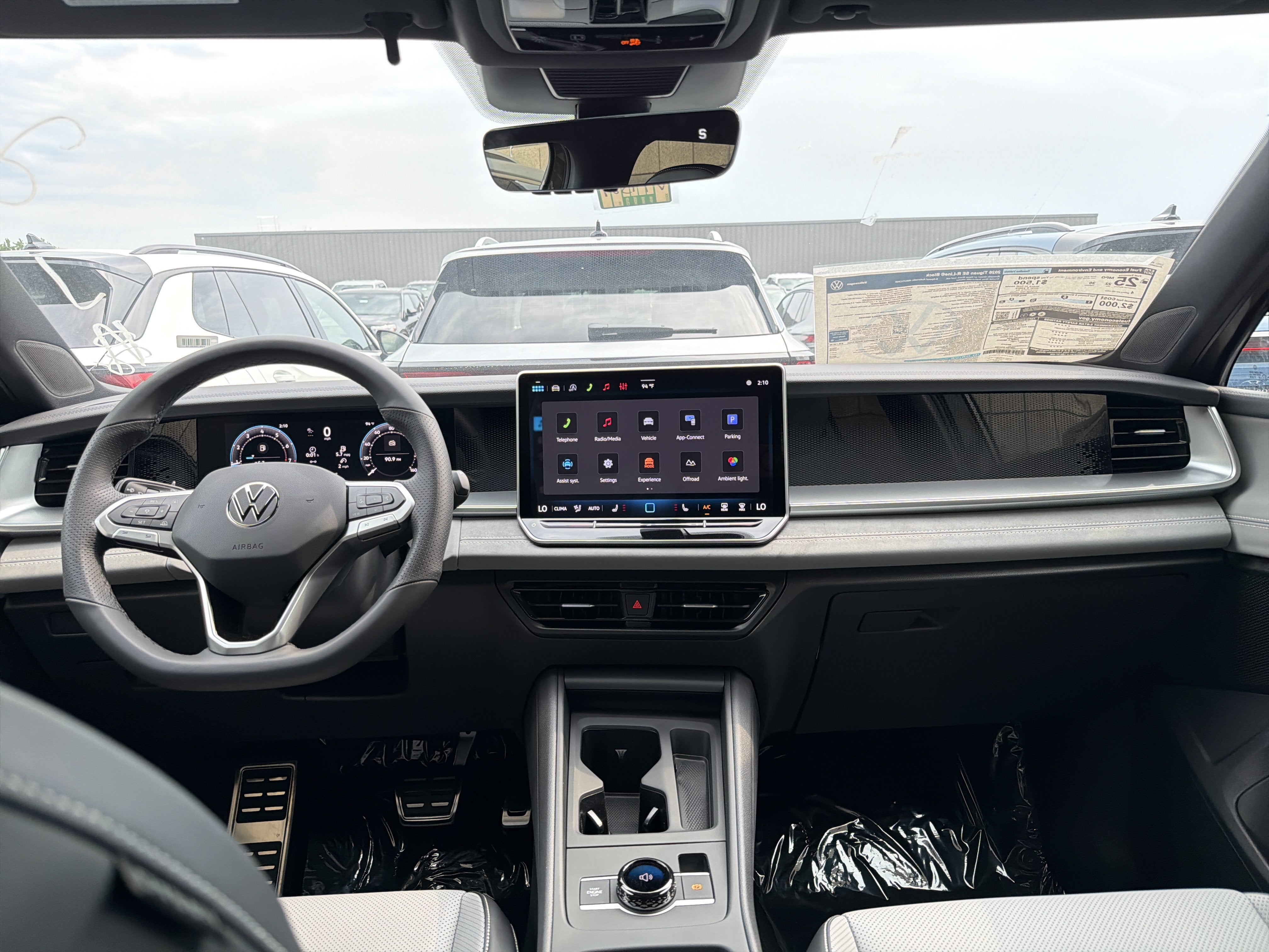 2026 Volkswagen Tiguan SE R-Line Black 4MOTION