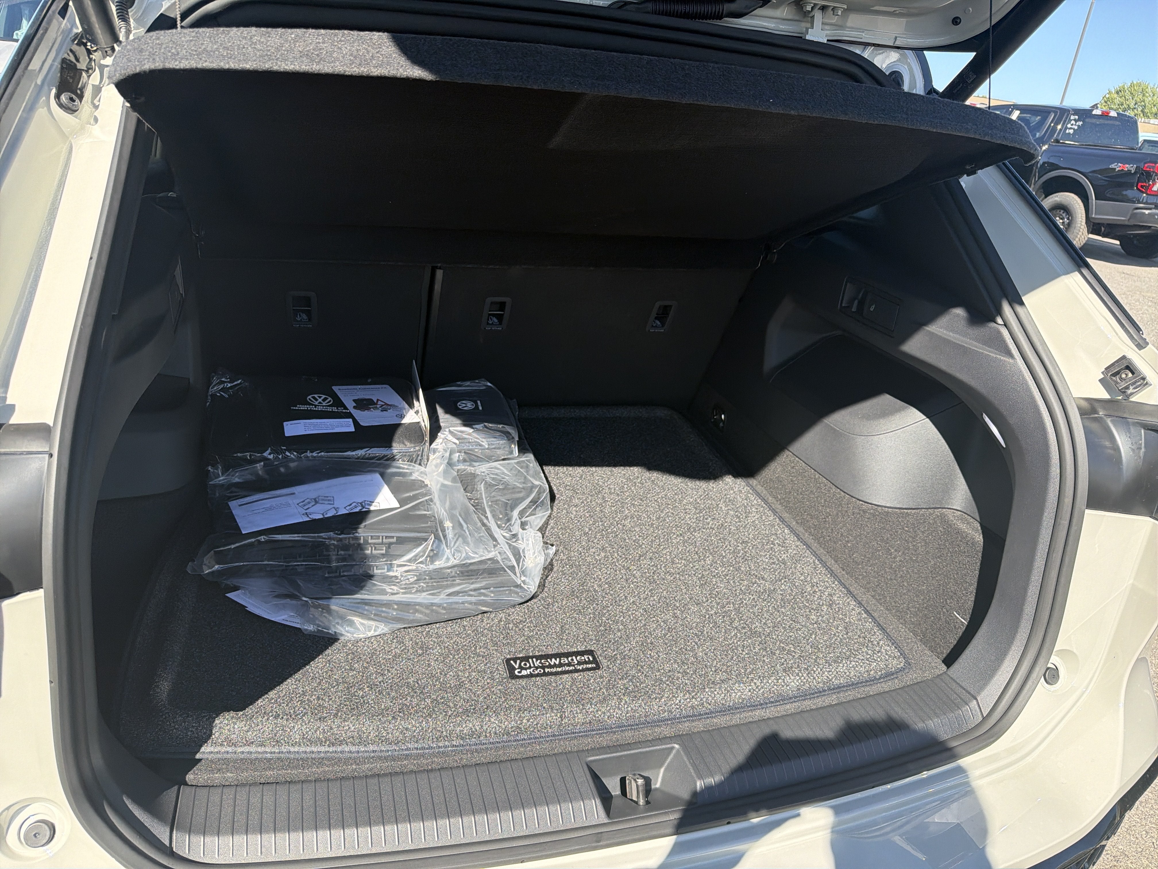 2026 Volkswagen Tiguan SE R-Line Black 4MOTION
