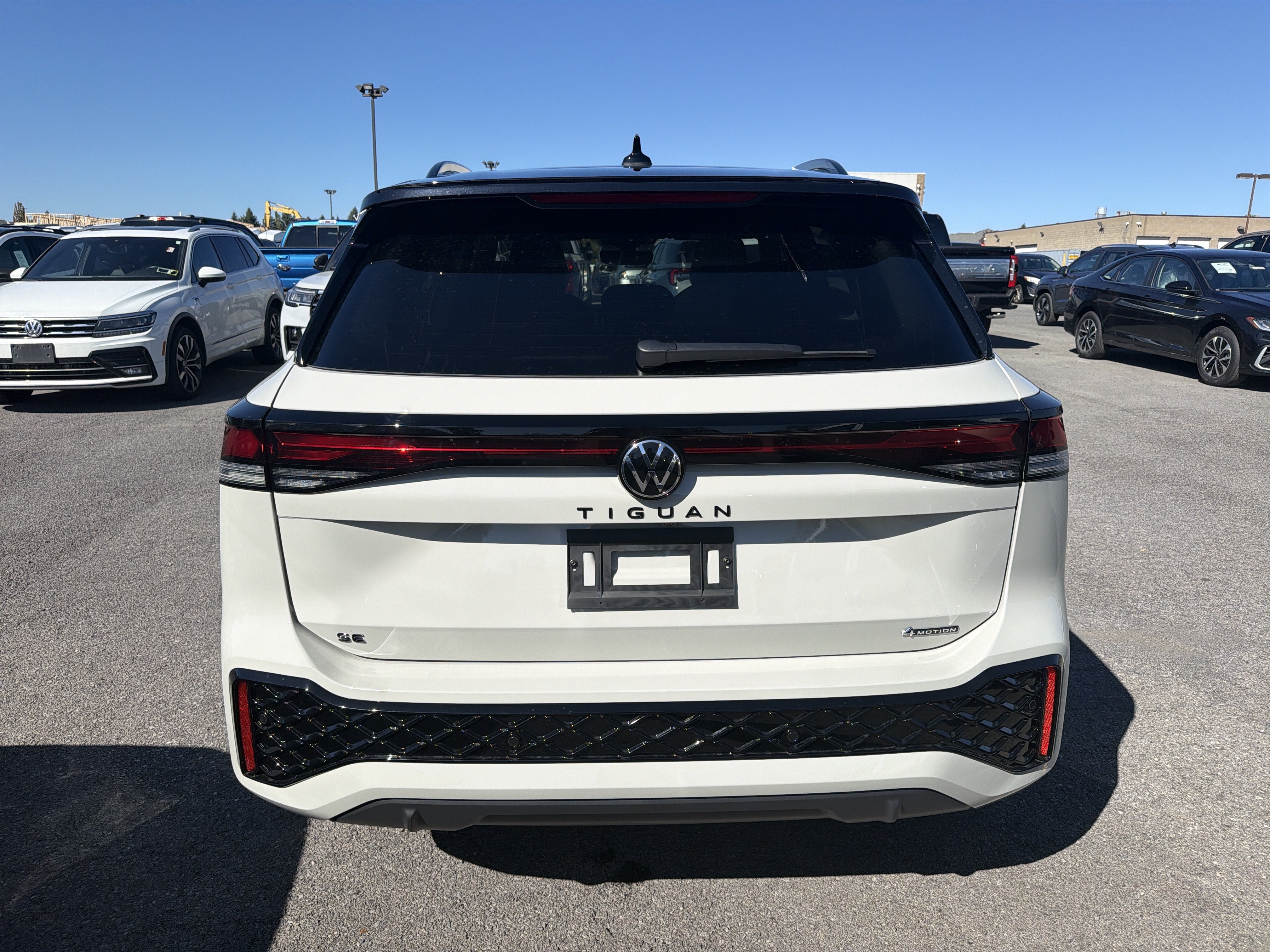 2026 Volkswagen Tiguan SE R-Line Black 4MOTION