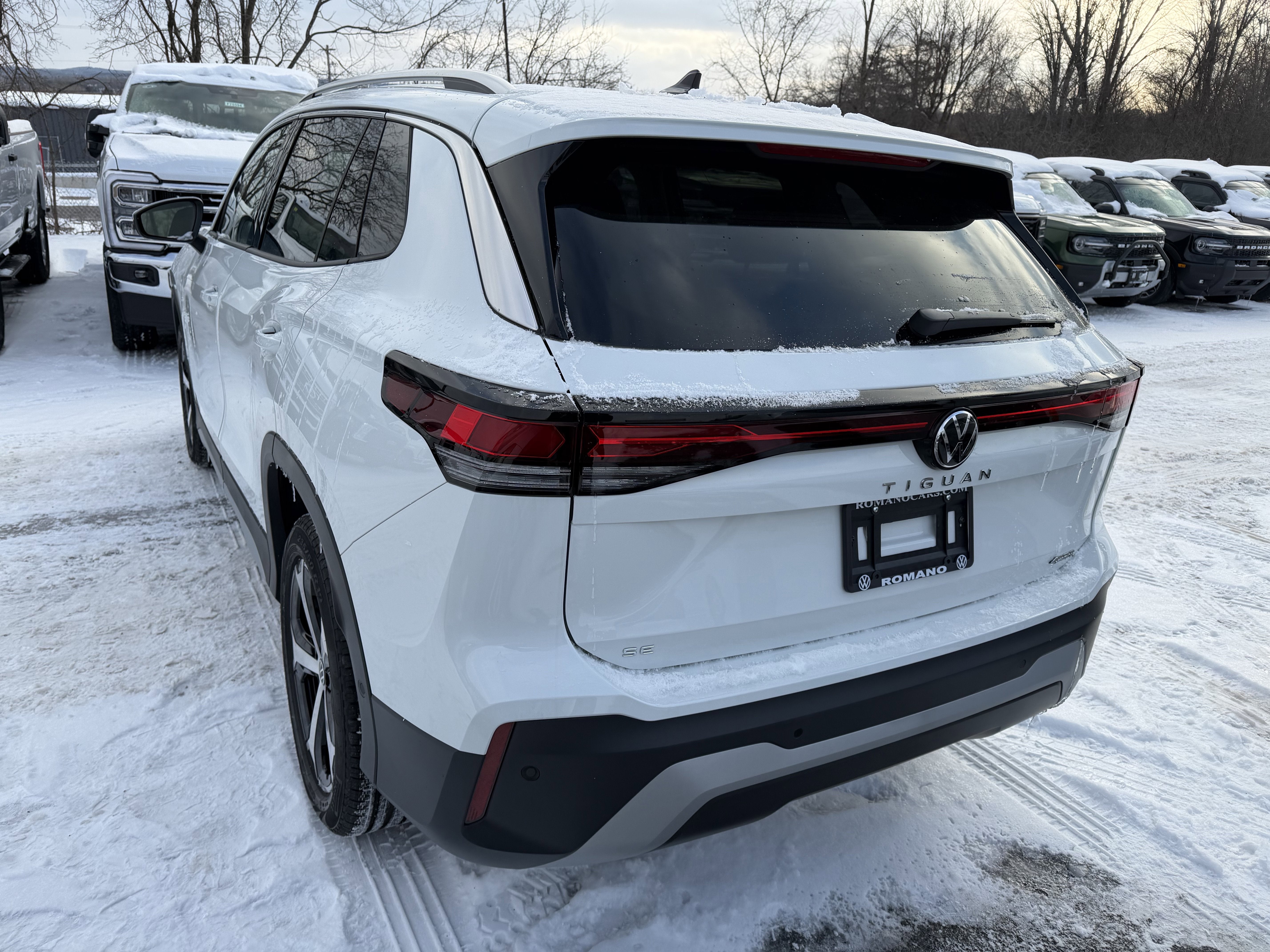 2026 Volkswagen Tiguan 2.0T SE 4MOTION