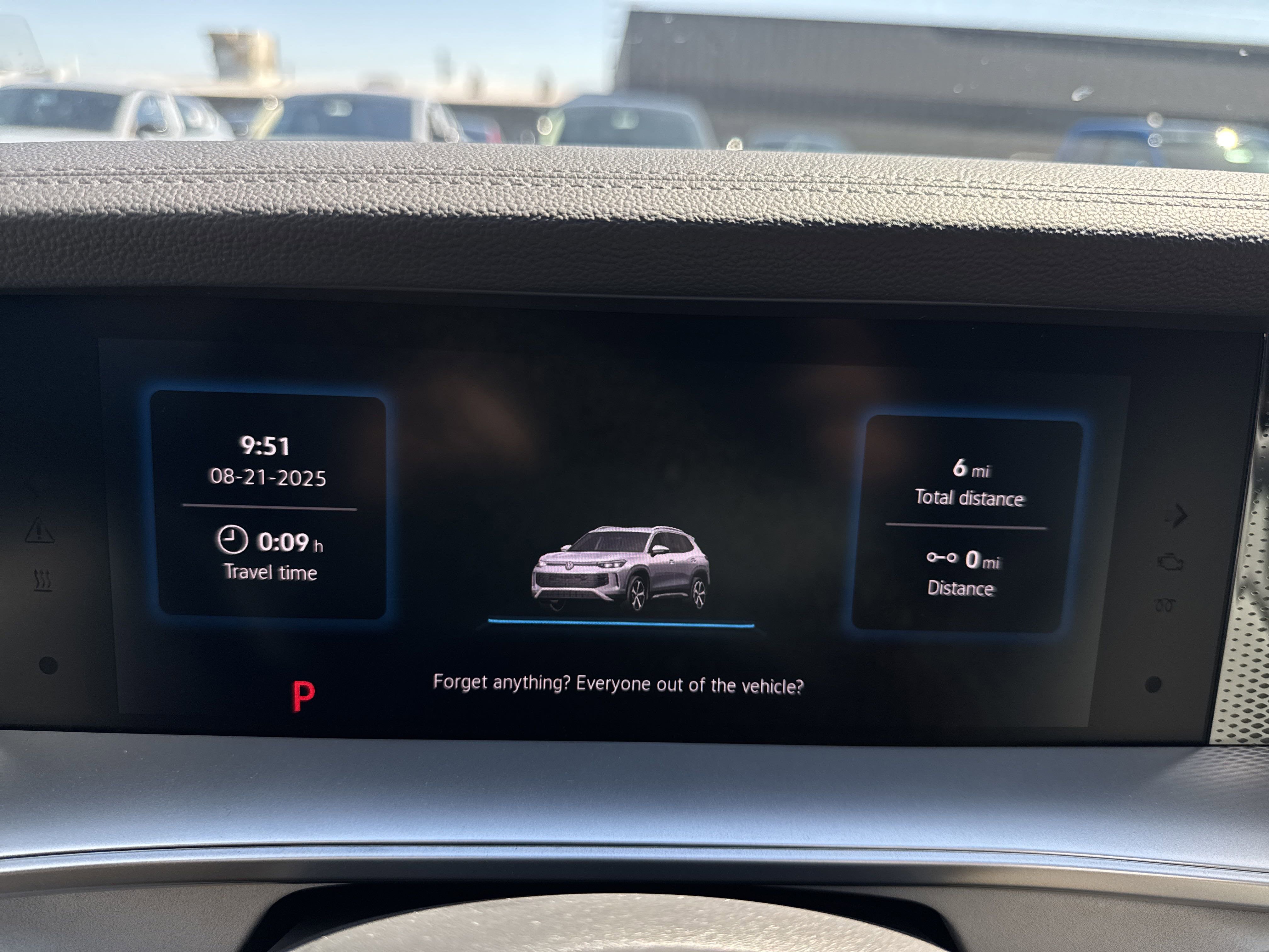 2025 Volkswagen Tiguan 2.0T SE 4MOTION