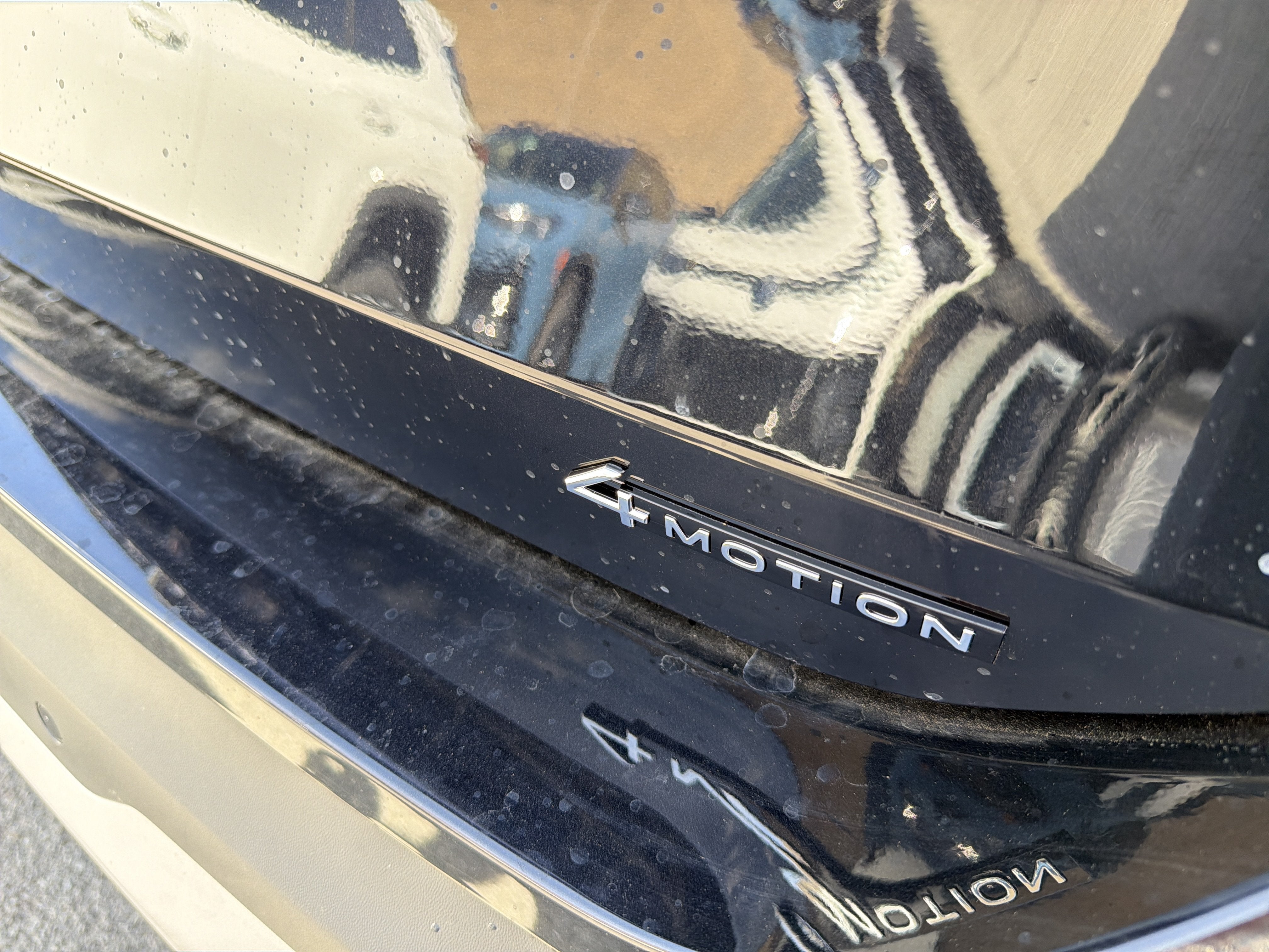 2026 Volkswagen Tiguan SE 4MOTION