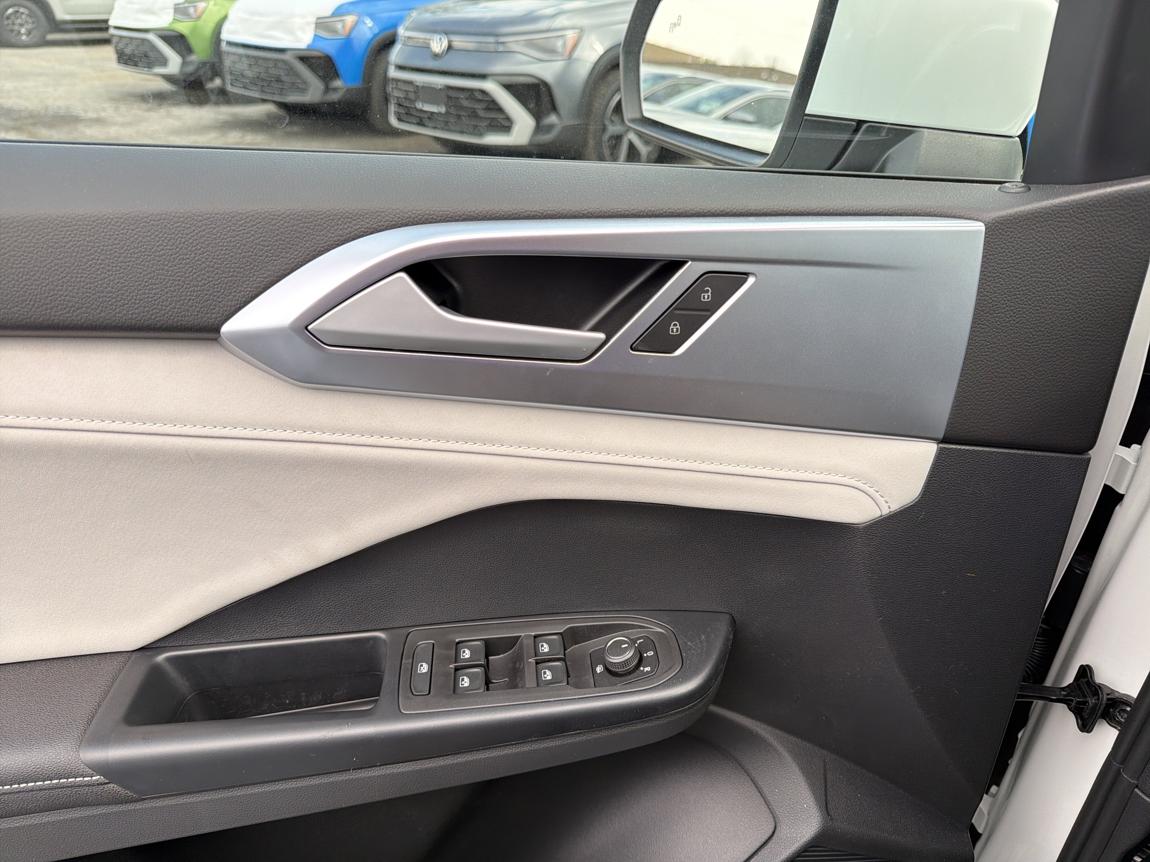 2026 Volkswagen Taos SE 4MOTION