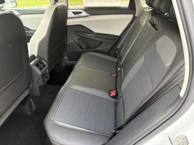 2026 Volkswagen Taos SE 4MOTION