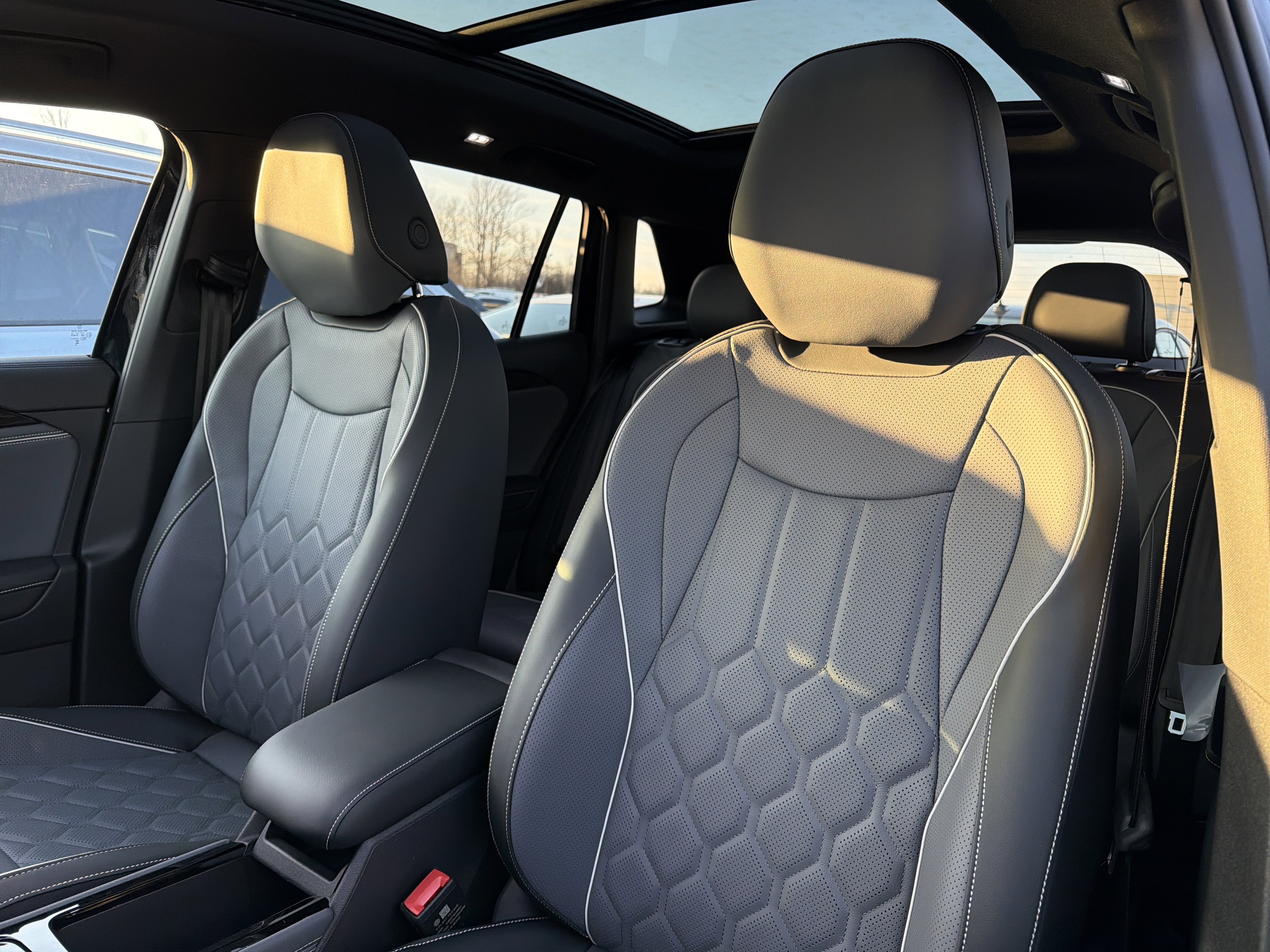 2026 Volkswagen Tiguan SEL R-Line Turbo 4MOTION