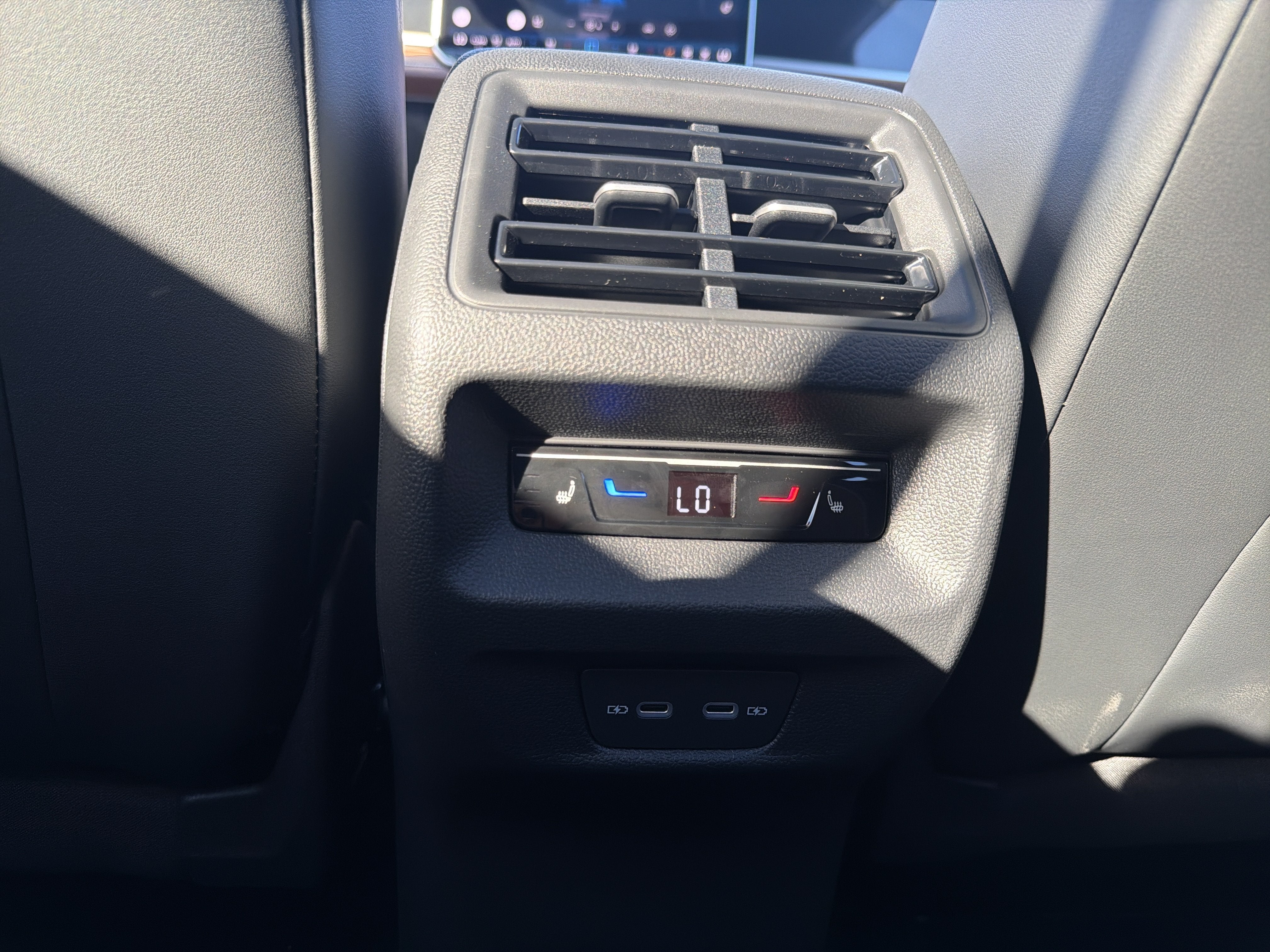 2026 Volkswagen Tiguan SEL R-Line Turbo 4MOTION