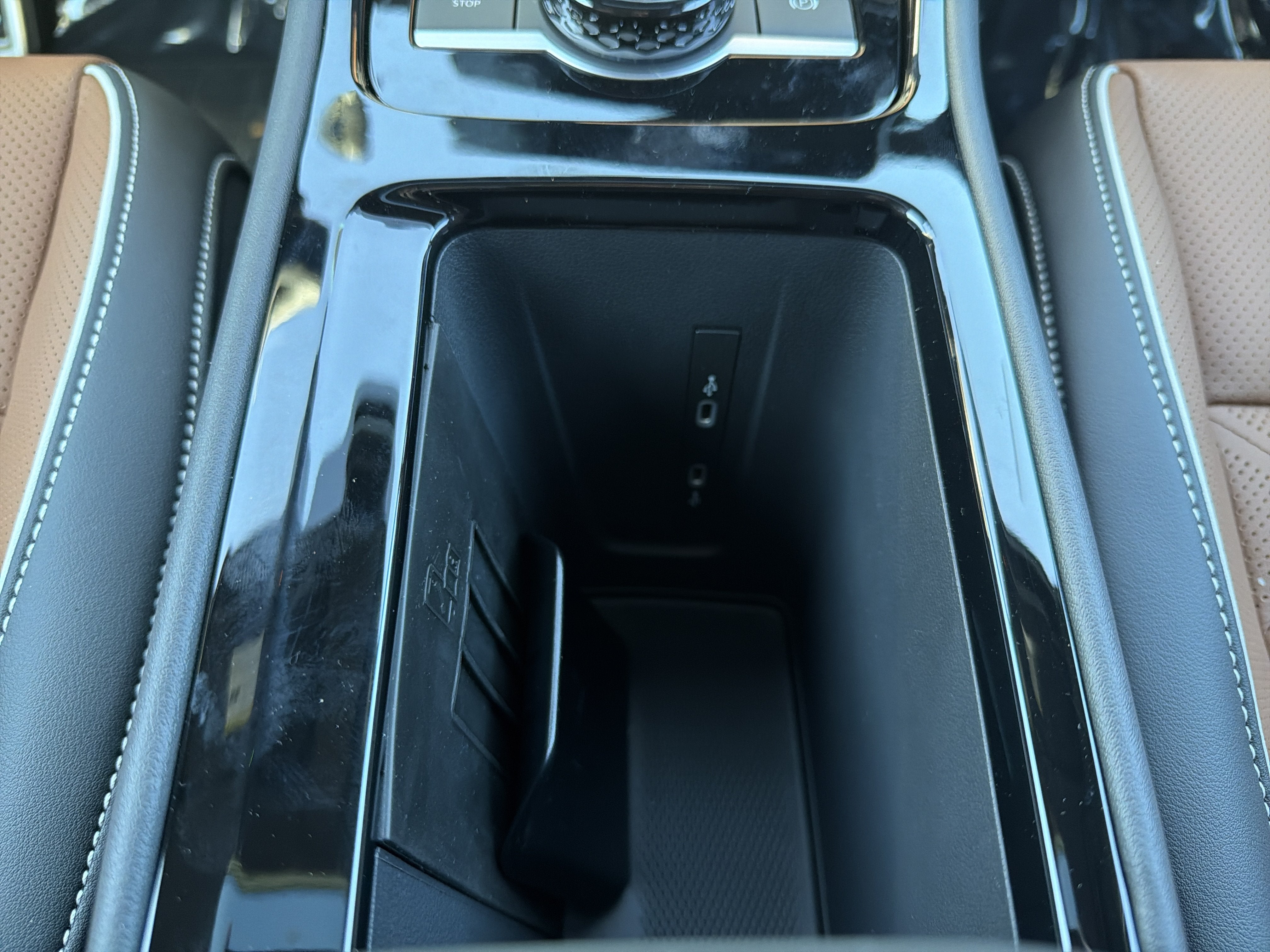 2026 Volkswagen Tiguan SEL R-Line Turbo 4MOTION