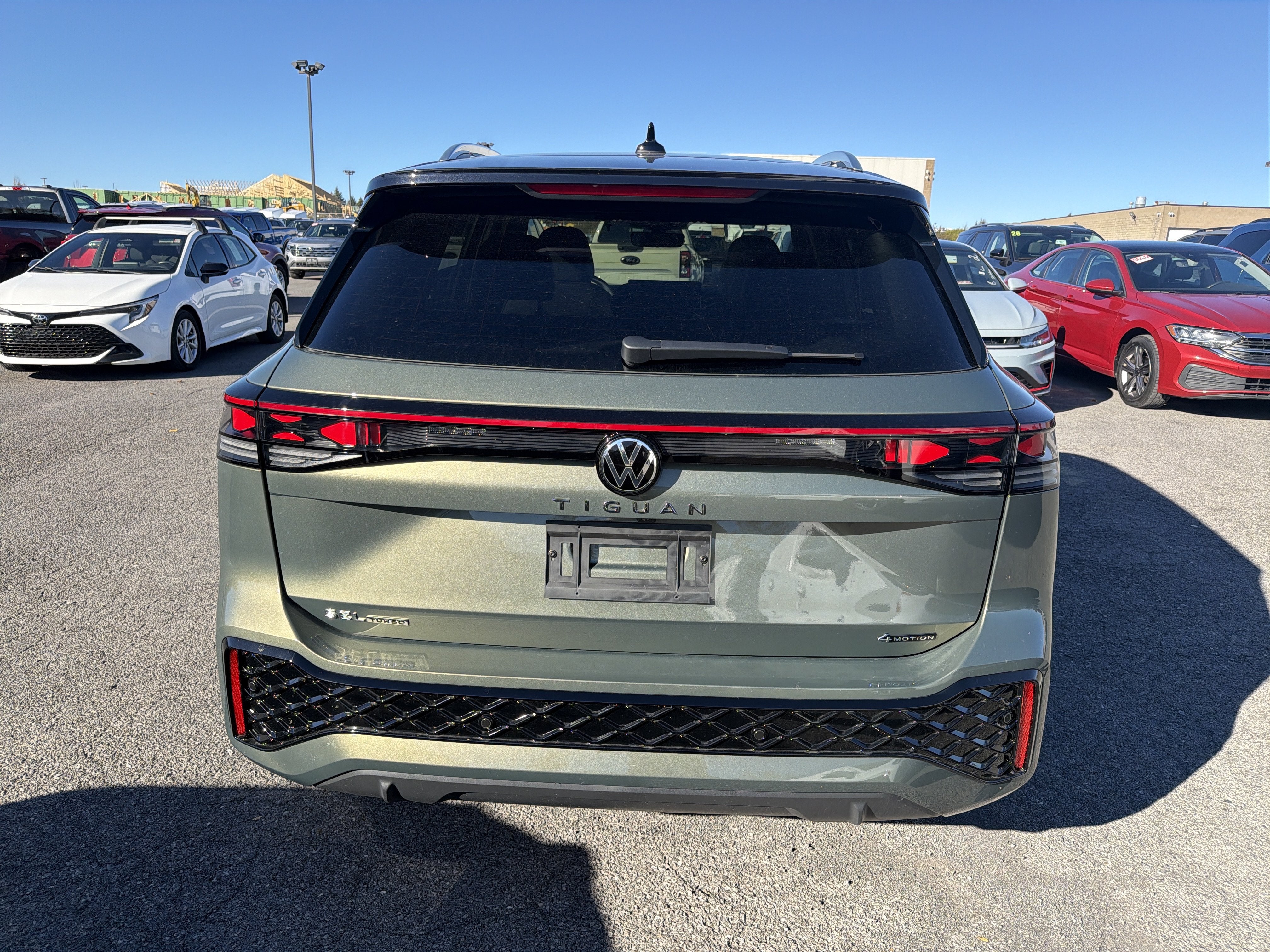 2026 Volkswagen Tiguan SEL R-Line Turbo 4MOTION