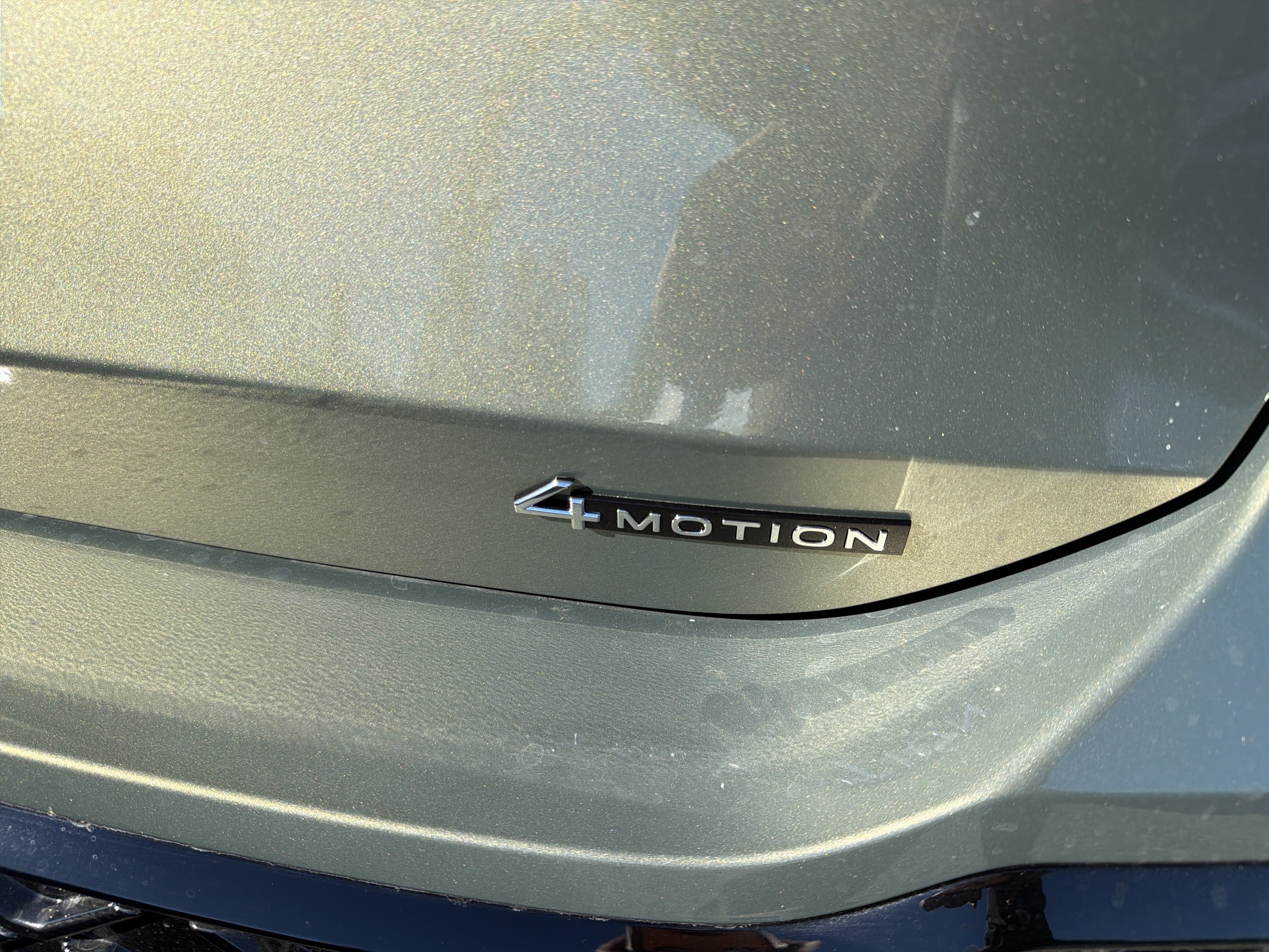 2026 Volkswagen Tiguan SEL R-Line Turbo 4MOTION