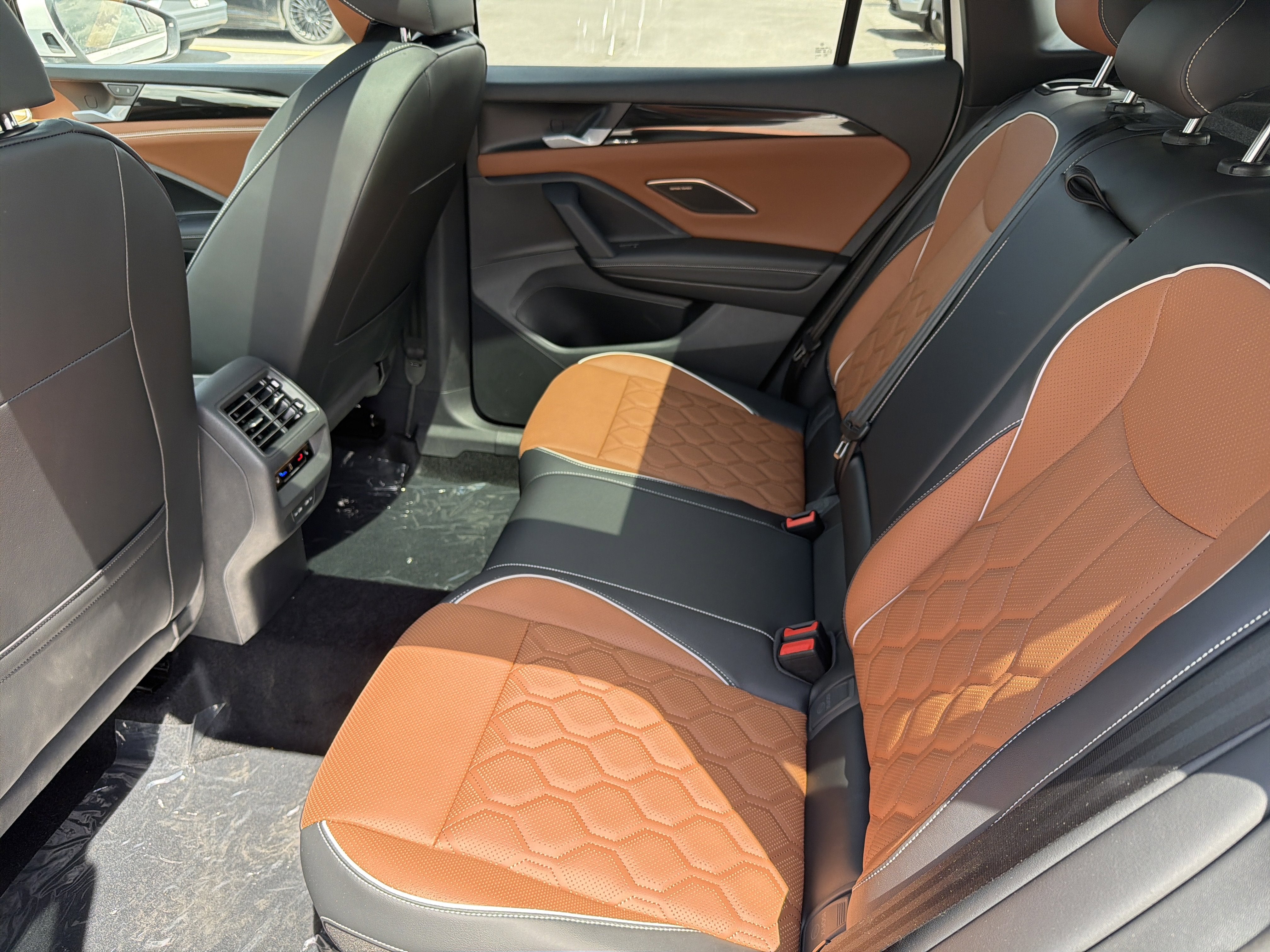 2026 Volkswagen Tiguan SEL R-Line Turbo 4MOTION