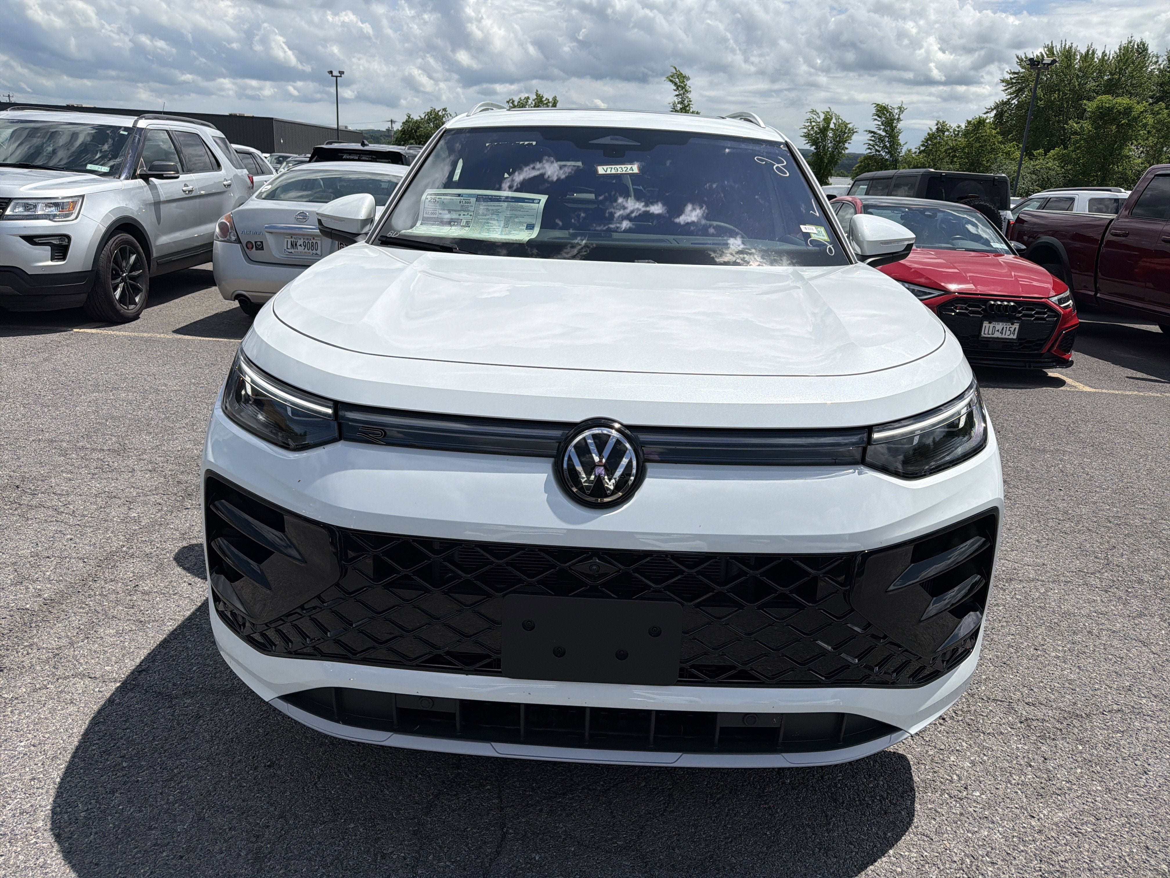 2026 Volkswagen Tiguan SEL R-Line Turbo 4MOTION