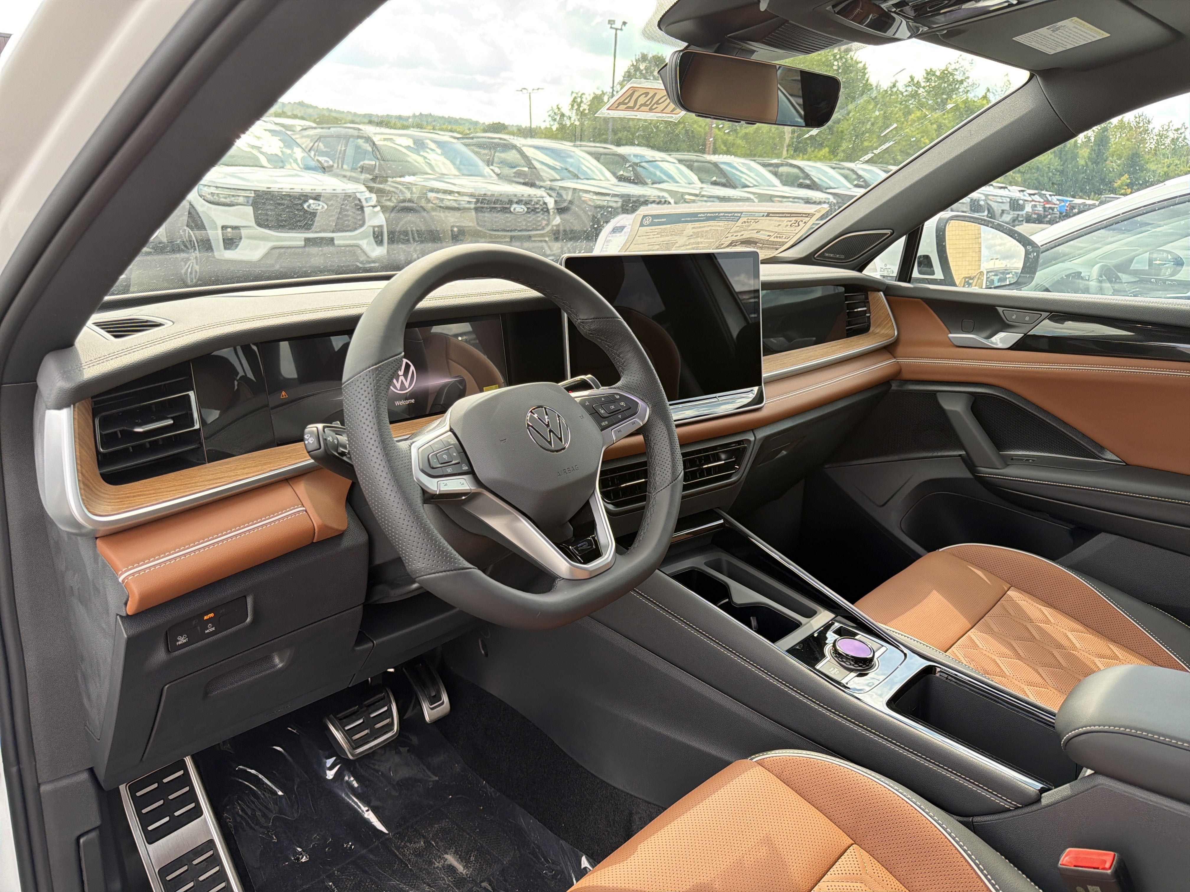 2026 Volkswagen Tiguan SEL R-Line Turbo 4MOTION