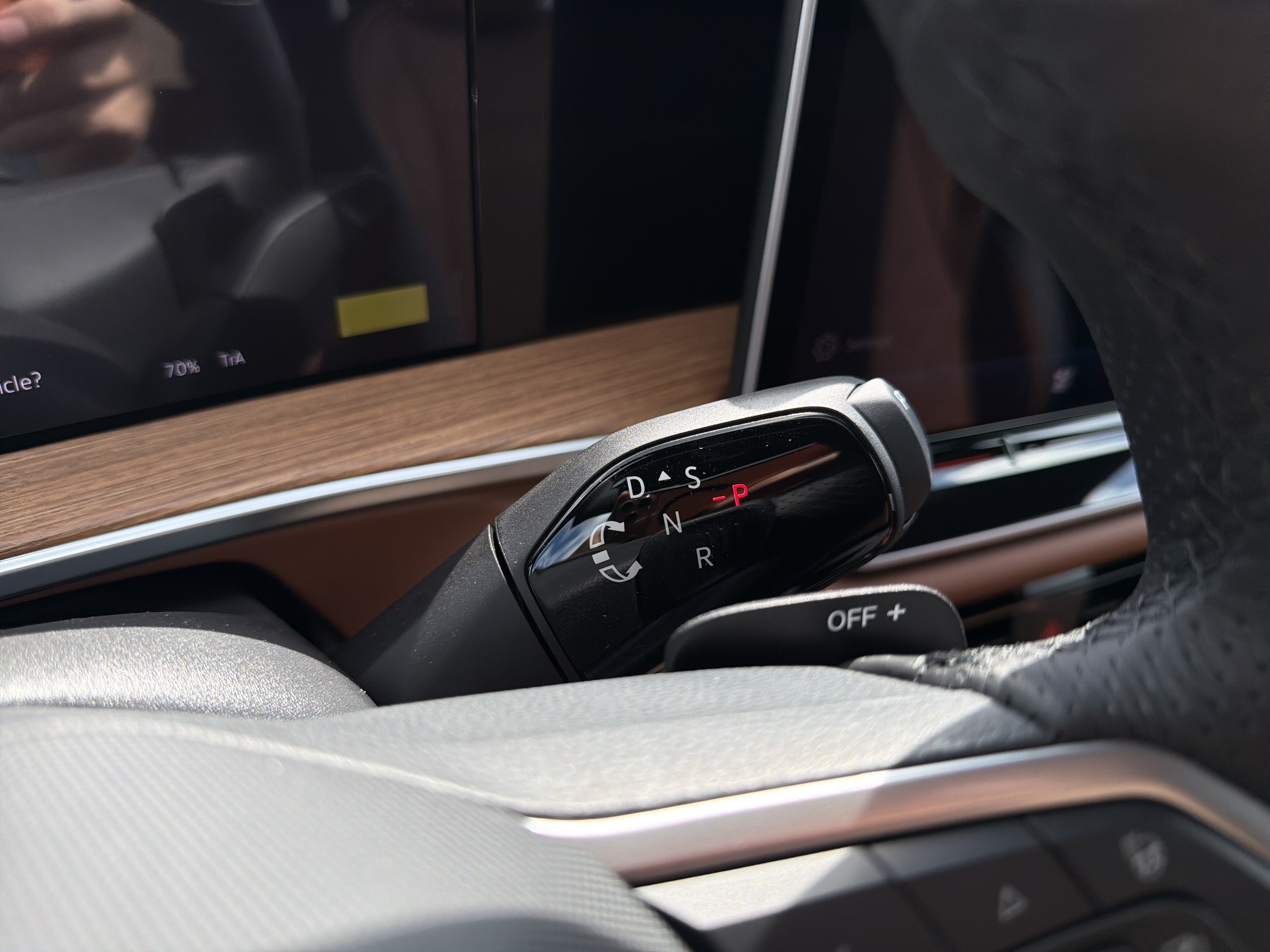 2026 Volkswagen Tiguan SEL R-Line Turbo 4MOTION