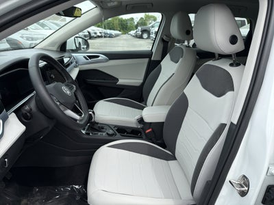 2026 Volkswagen Taos SE 4MOTION