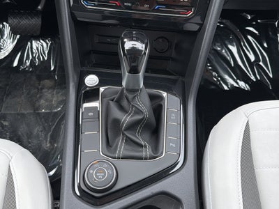 2026 Volkswagen Taos SE 4MOTION