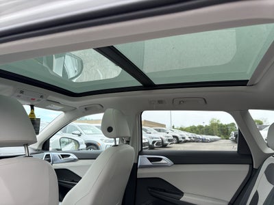 2026 Volkswagen Taos SE 4MOTION