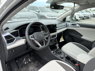 2026 Volkswagen Taos SE 4MOTION