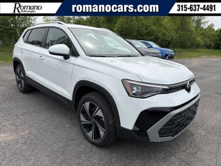 2026 Volkswagen Taos SE 4MOTION