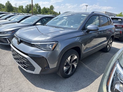 2025 Volkswagen Taos SE 4MOTION