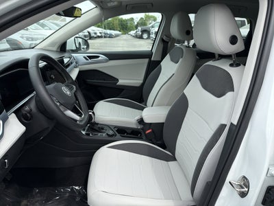 2026 Volkswagen Taos SE 4MOTION