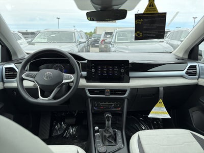 2026 Volkswagen Taos SE 4MOTION
