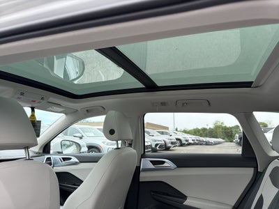 2026 Volkswagen Taos SE 4MOTION