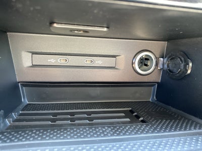 2025 Volkswagen Taos SE 4MOTION