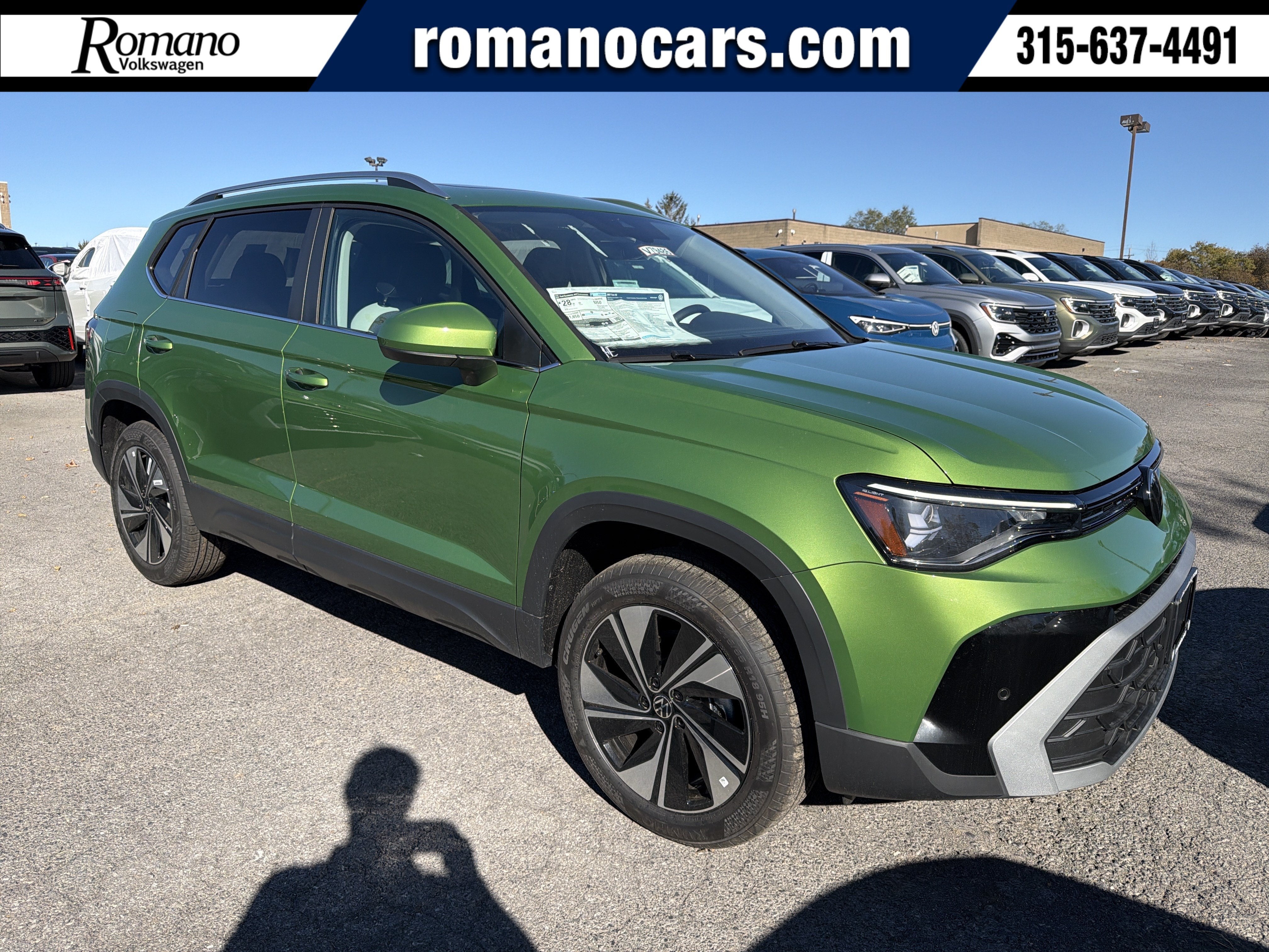 2027 Volkswagen Taos SE 4MOTION