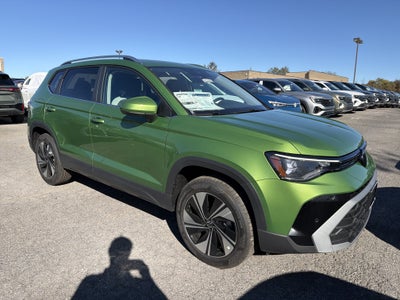 2027 Volkswagen Taos SE 4MOTION