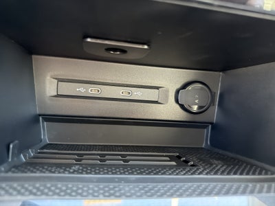 2027 Volkswagen Taos SE 4MOTION