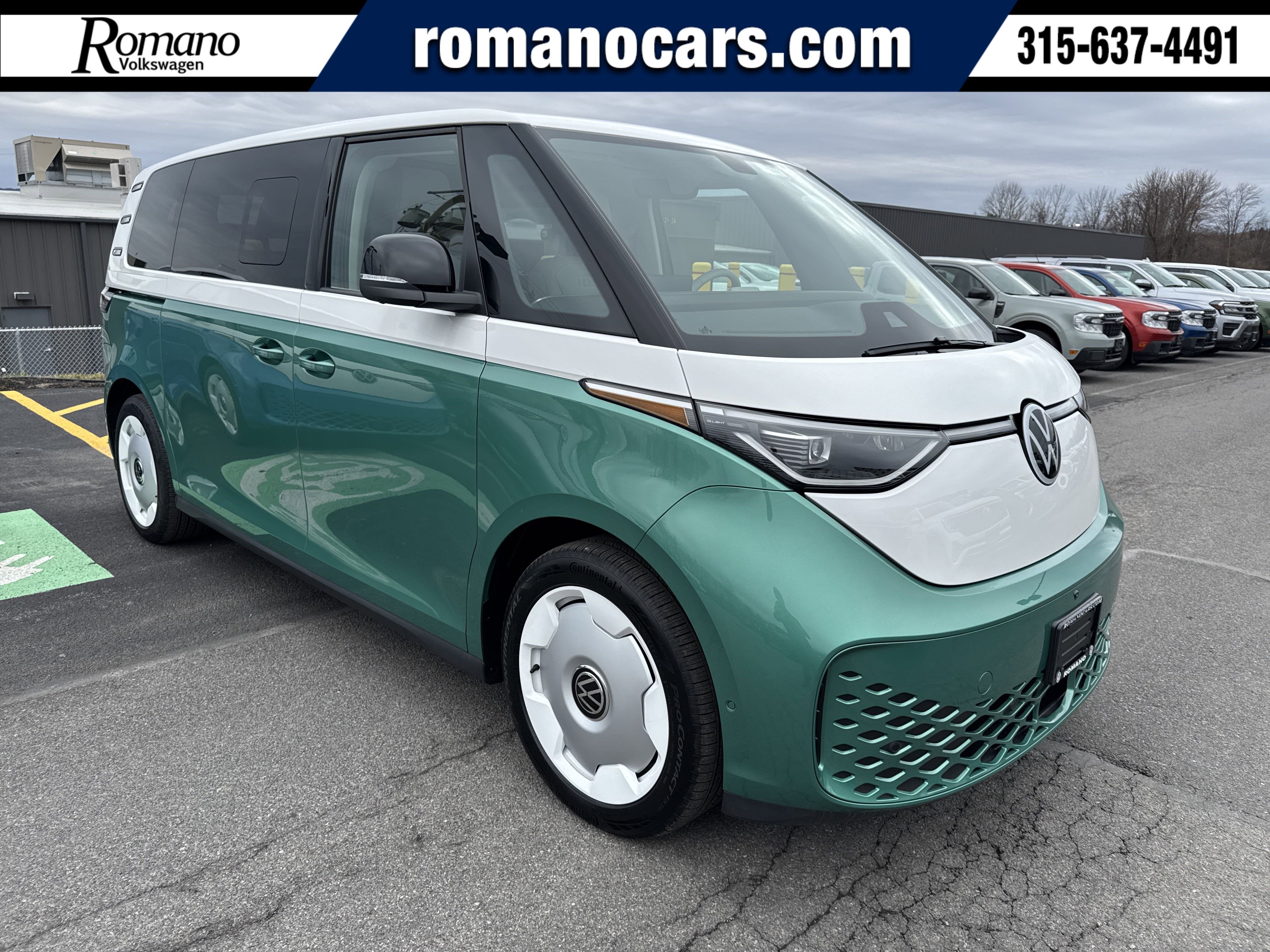 2025 Volkswagen ID. Buzz 1st Edition 4MOTION w/Two-Tone