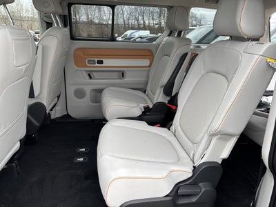 2025 Volkswagen ID. Buzz 1st Edition 4MOTION w/Two-Tone