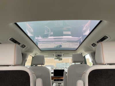 2025 Volkswagen ID. Buzz 1st Edition 4MOTION w/Two-Tone