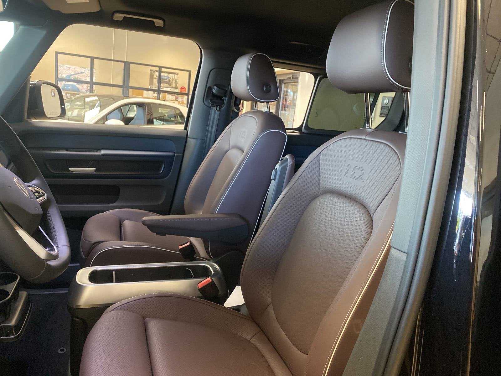 2025 Volkswagen ID. Buzz Pro S