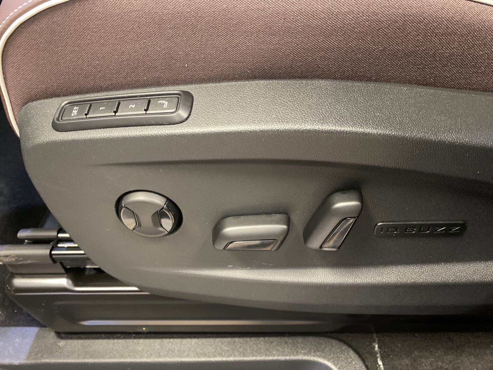 2025 Volkswagen ID. Buzz Pro S