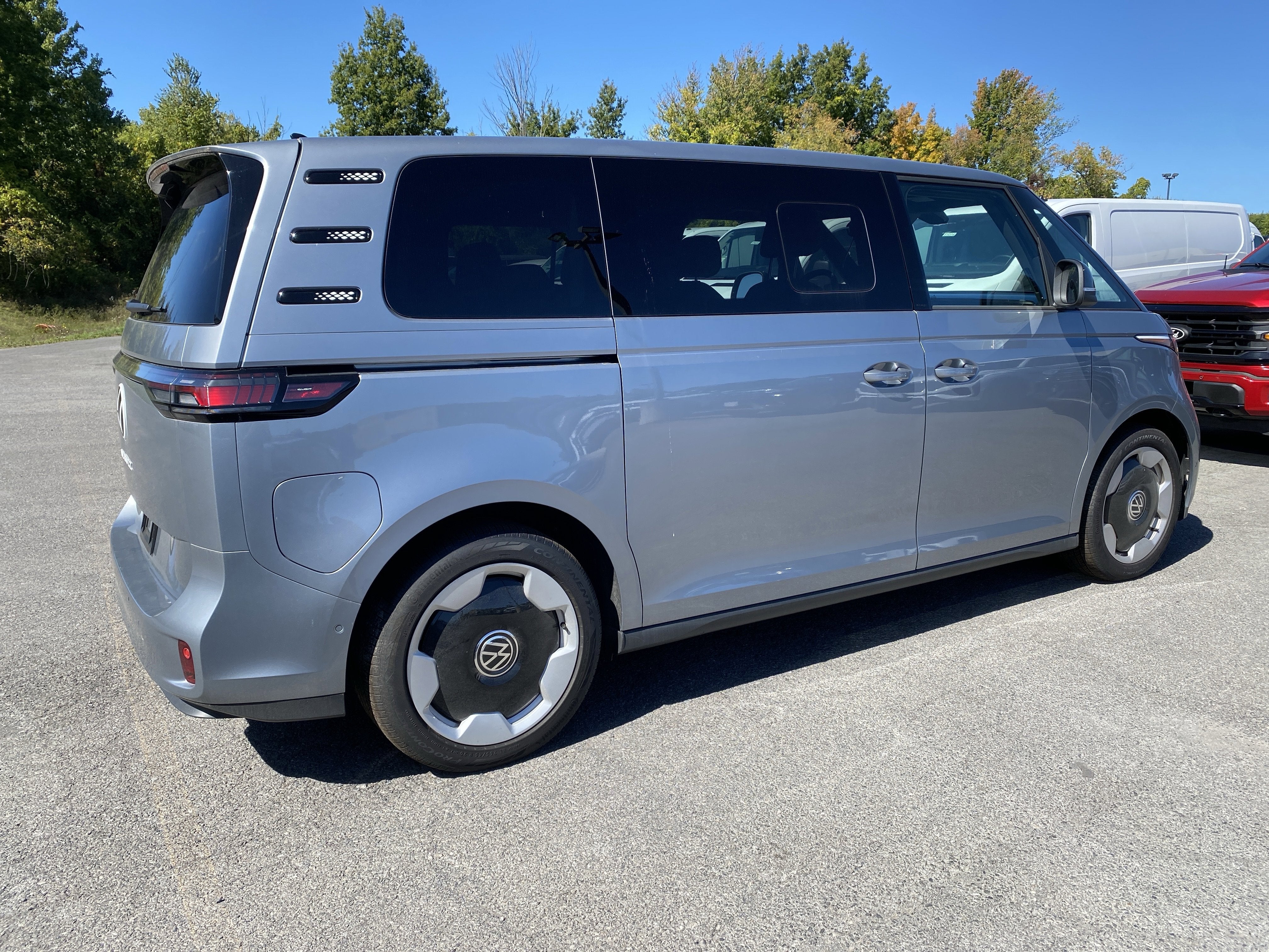 2025 Volkswagen ID. Buzz Pro S