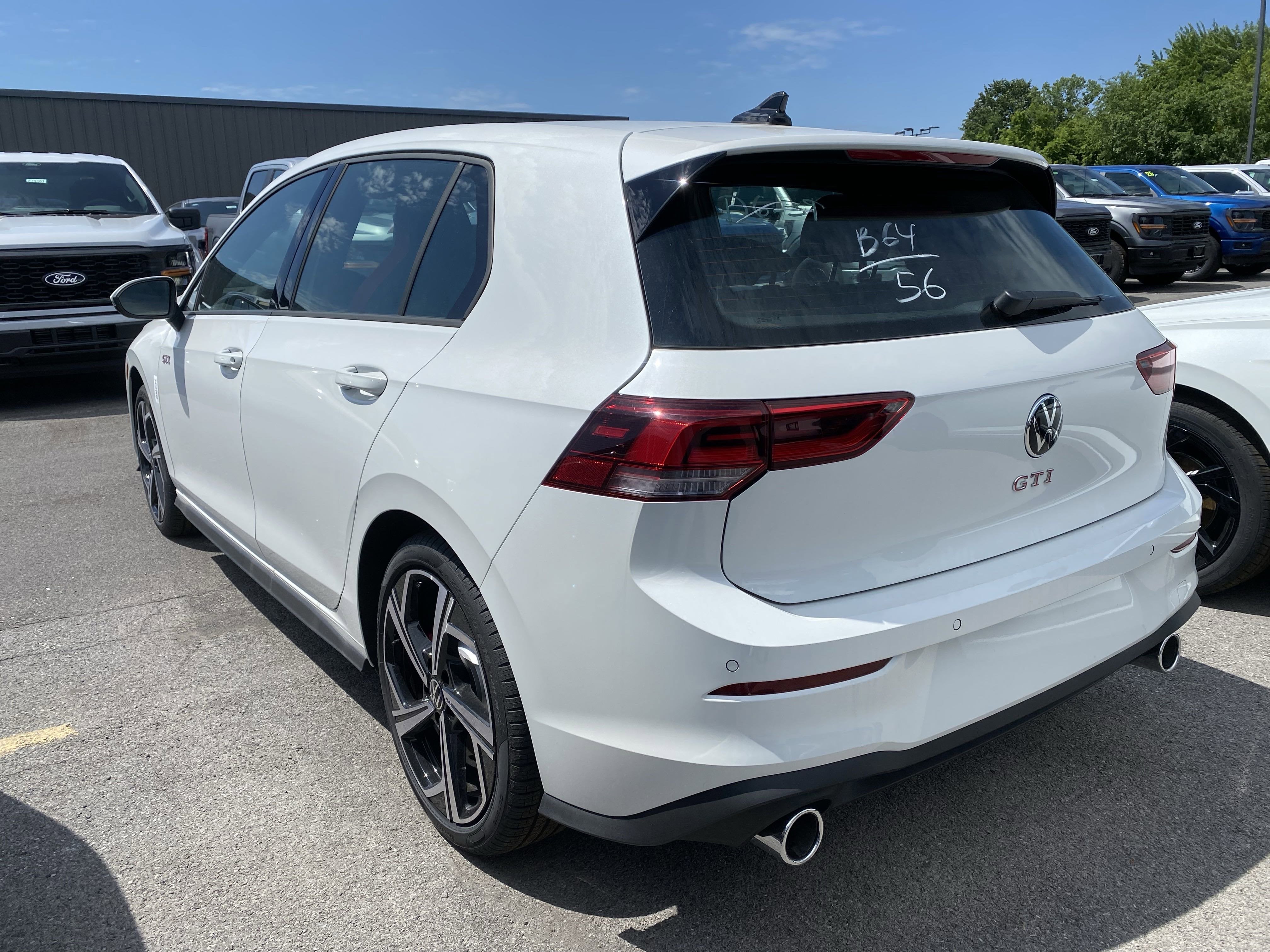 2025 Volkswagen Golf GTI SE